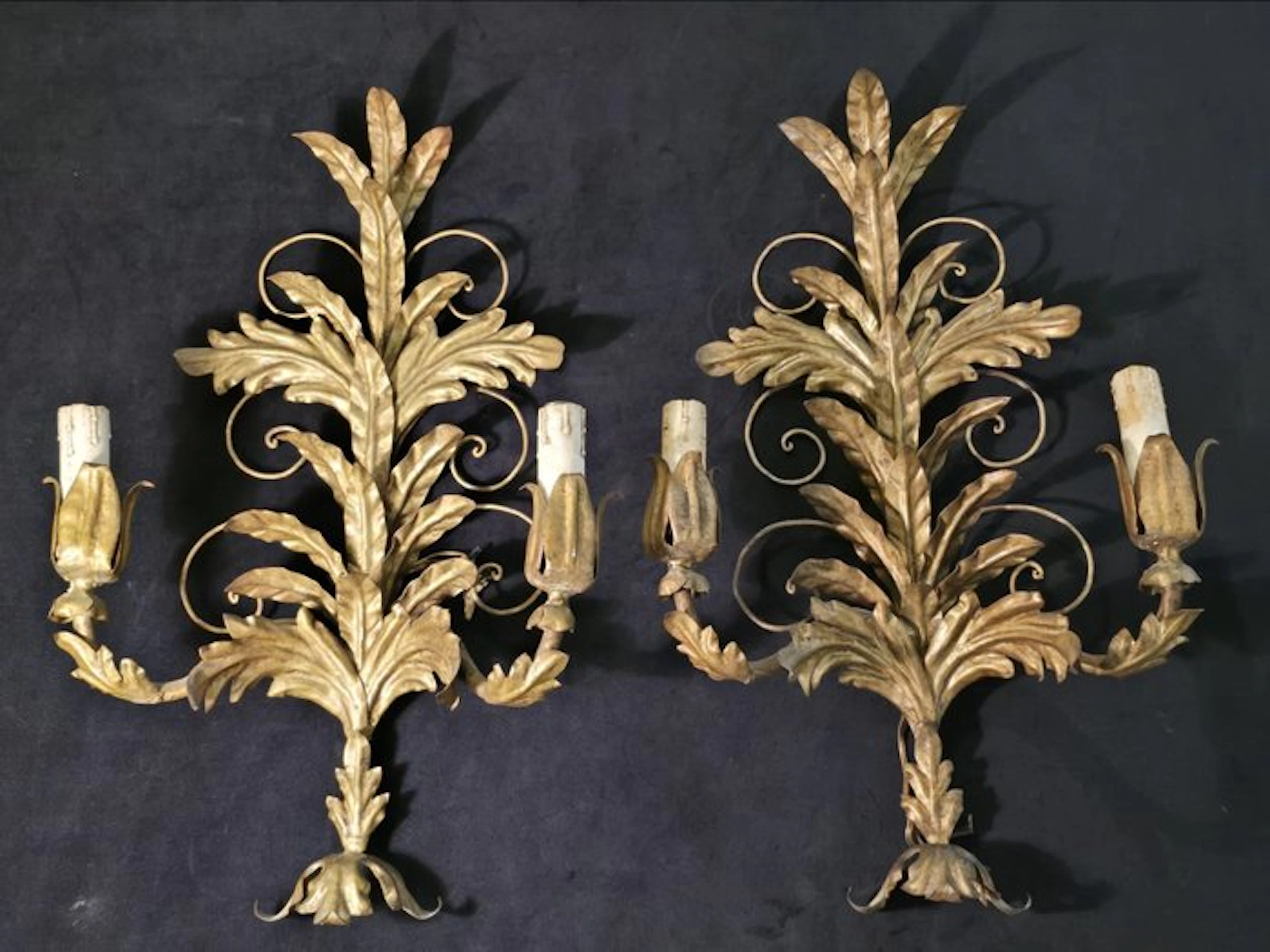 Wall sconce (2) - Metal - Impressive pair of wall sconces