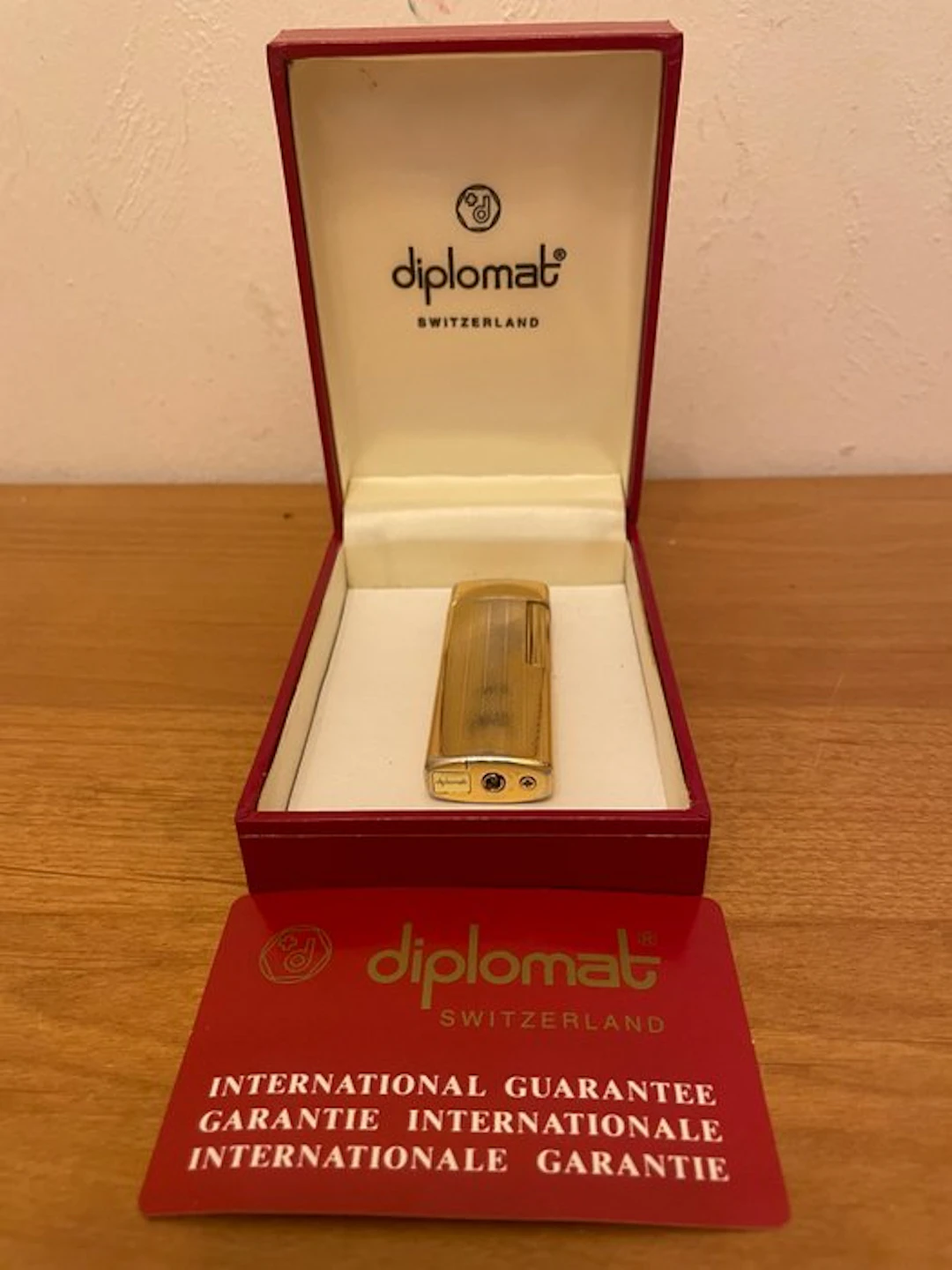 Diplomat - No reserve price - Lighter - Gold-plated