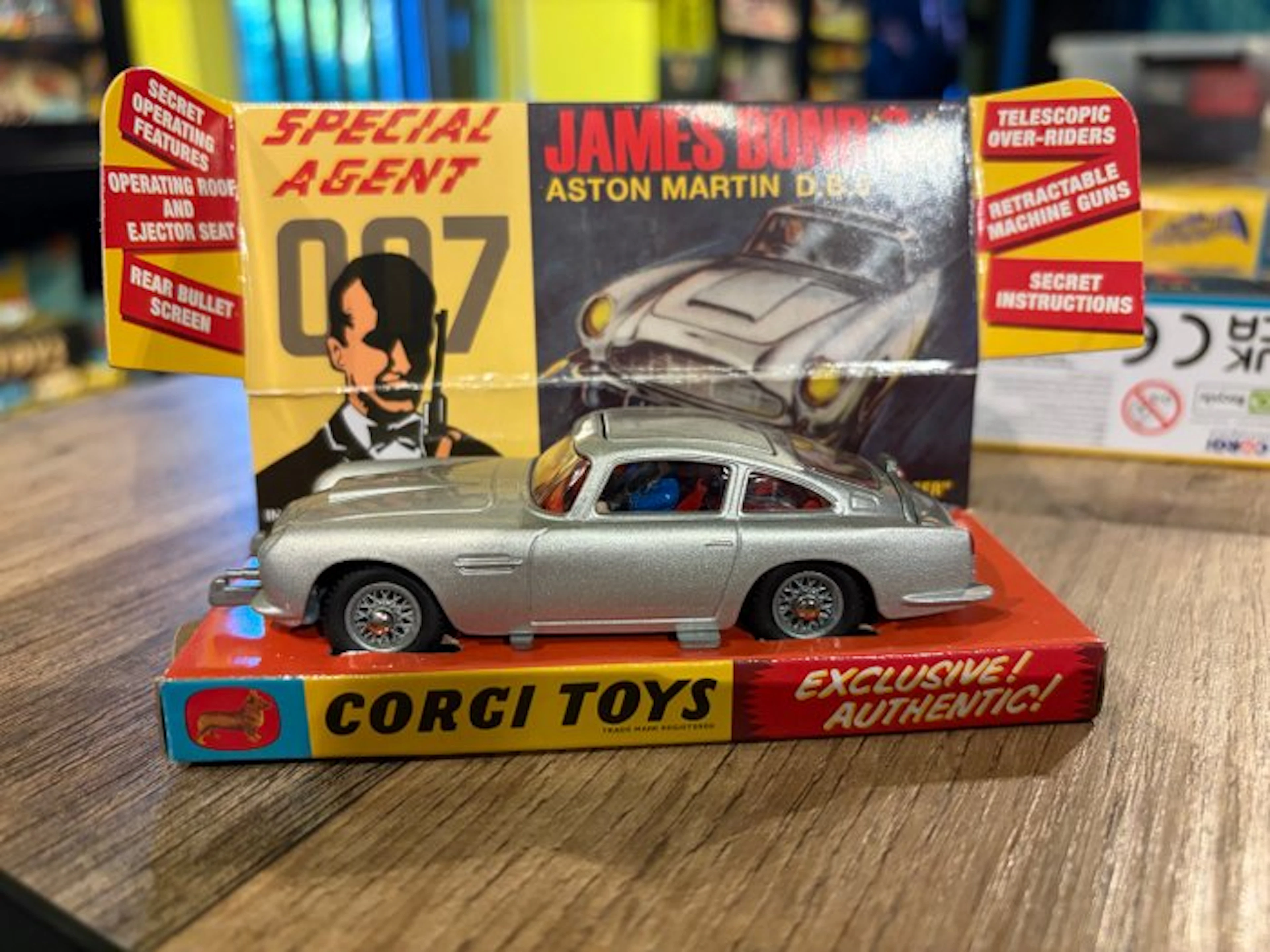 Corgi Toys 1:43 - Model car - Aston Martin DB5