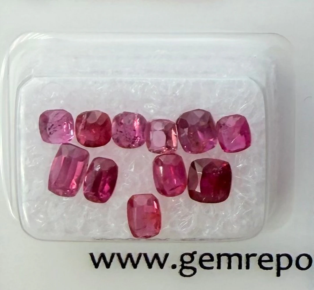 No reserve price Sapphire, Ruby - 3.07 ct - Gem Report Antwerp (GRA)