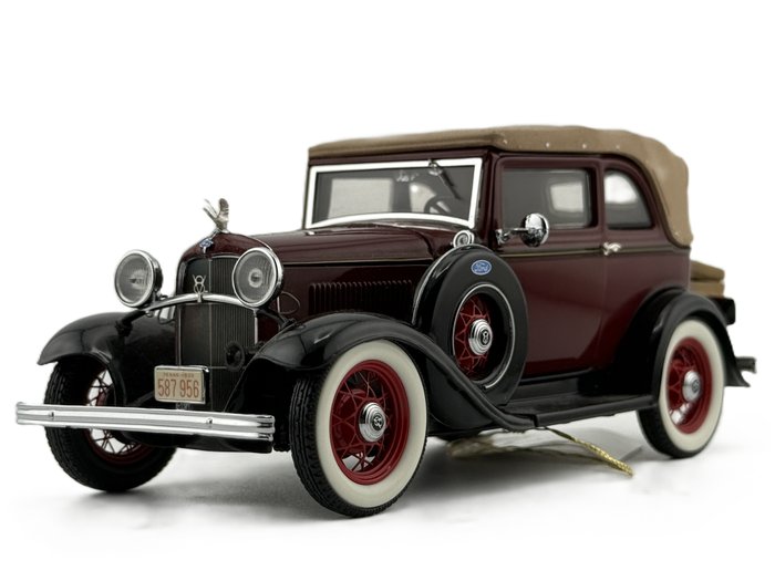 Franklin Mint 1/24 Ford Deuce Coupé 1932 Noire - À Restaurer, Pièces Manquantes