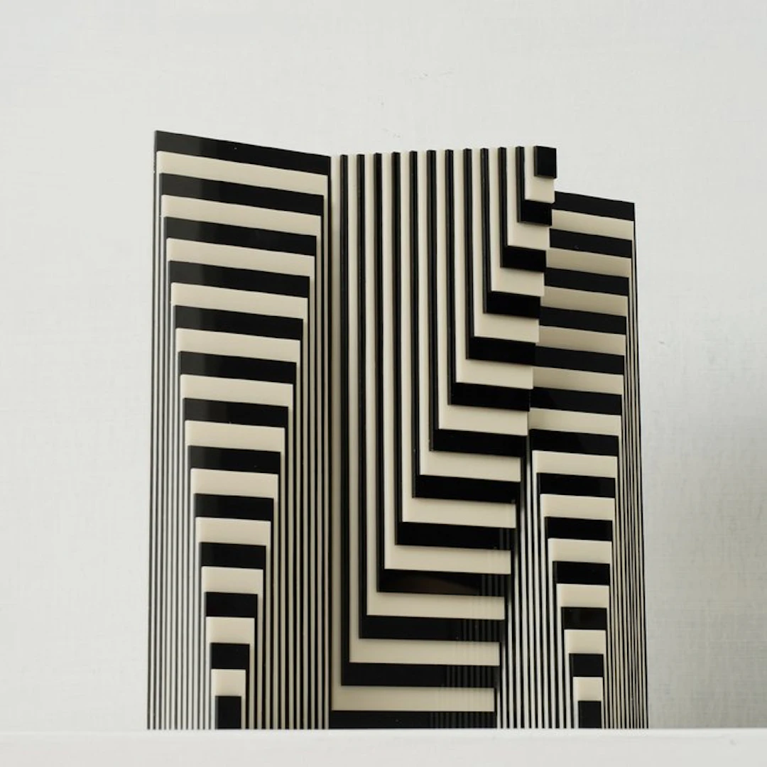 Gio Schiano - LIMITED EDITION - Disillusion