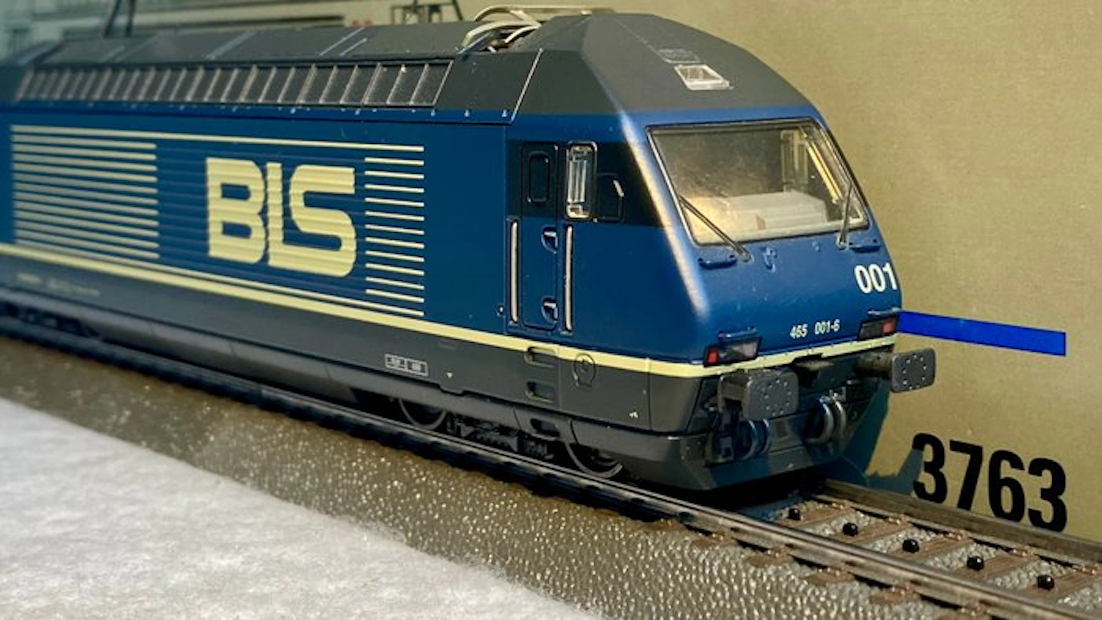 Märklin H0 - 3763 - Electric locomotive (1) - BLS series...