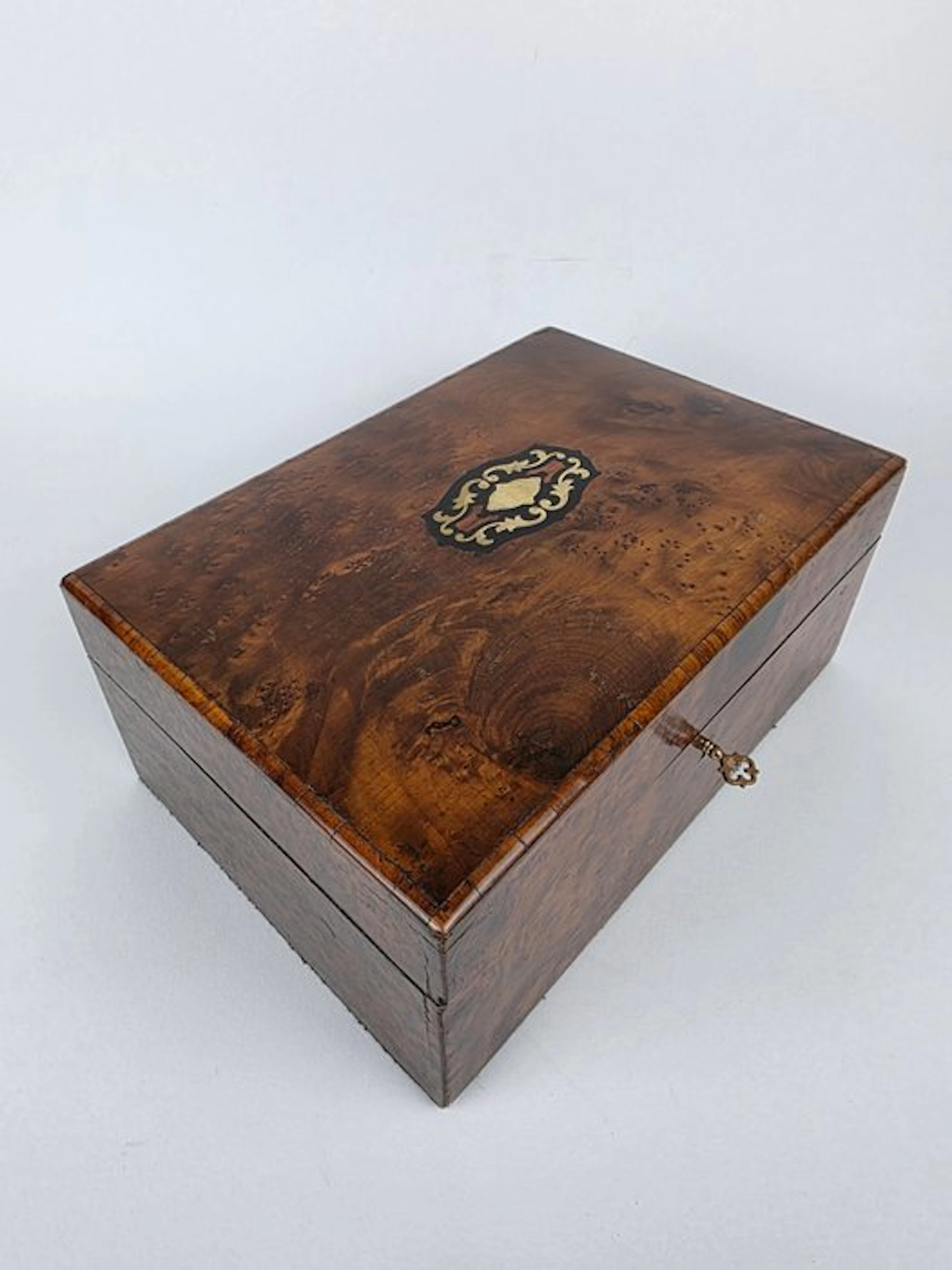 Box - Wood - 19th-century jewelry box