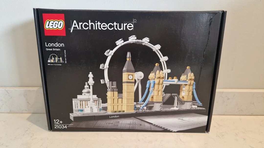 LEGO Set - 21034 - Architecture - London