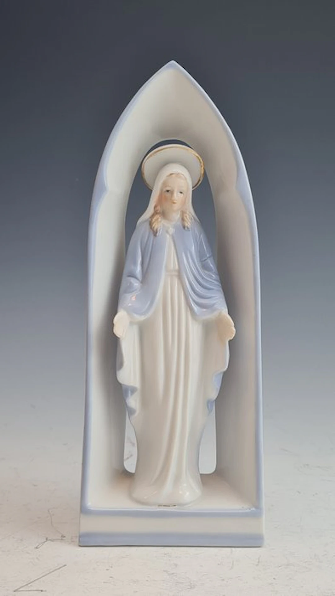 Statuette, Maria - 21 cm - Porcelain