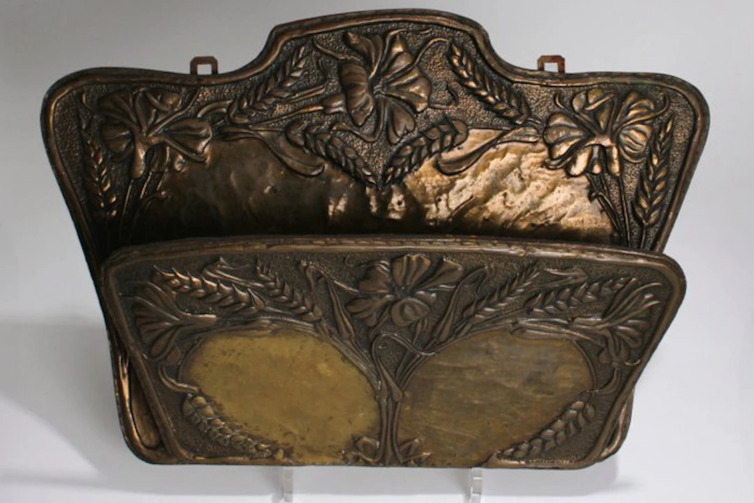Magazine rack - Antique wall-mounted letter rack /...