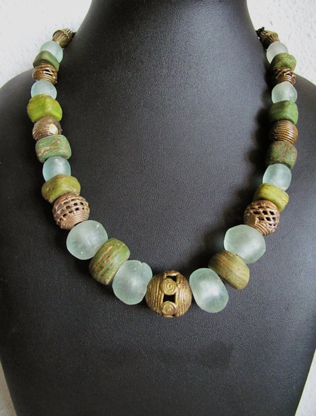 Bronze, Glass beads from Hebron and Krobo - Necklace - Ghana
