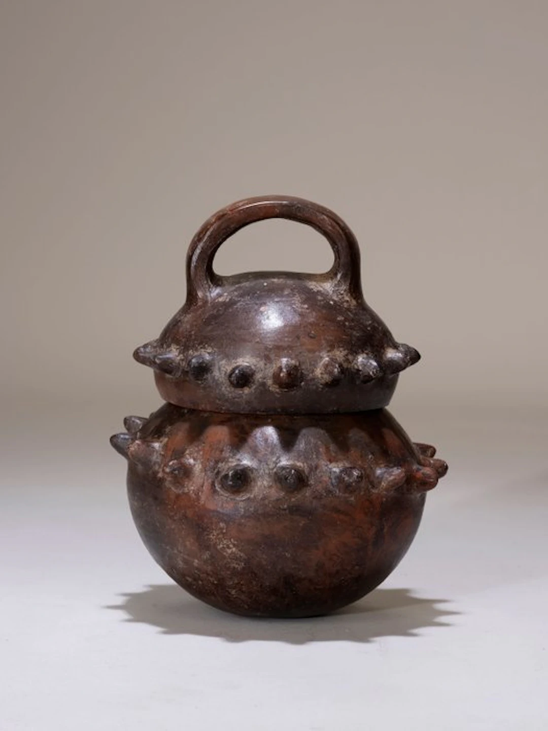 Lidded ritual vessel – Lobi – Burkina Faso – Terracotta (No reserve price)