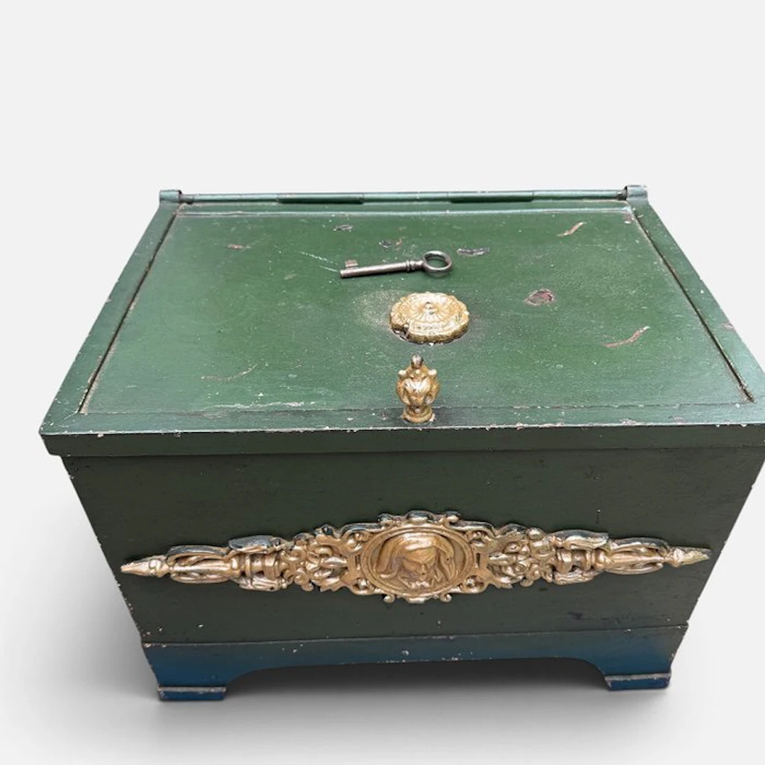 Strongbox - Iron