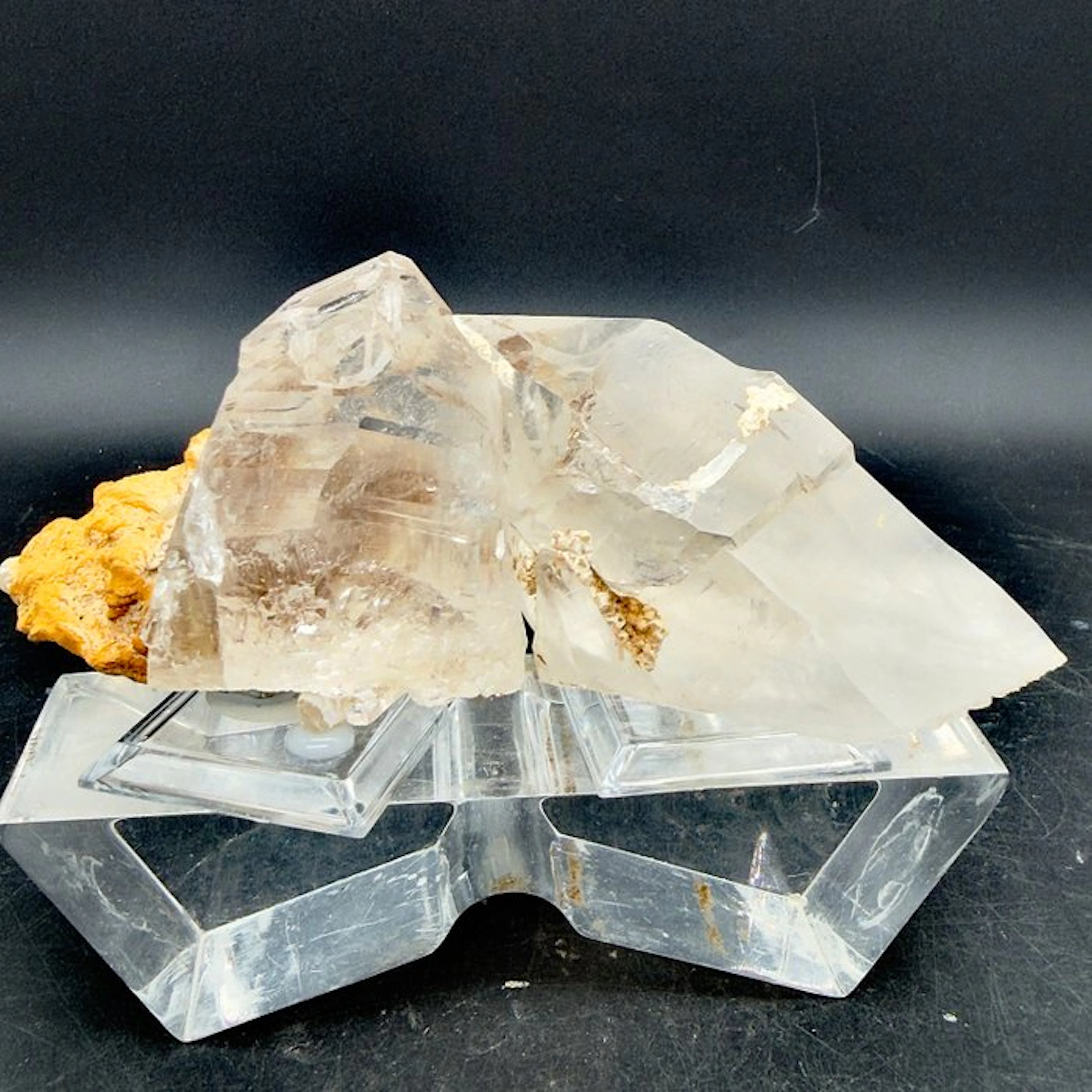 Quartz Crystal point - Height: 9 cm - Width: 4 cm- 381 g - (2)