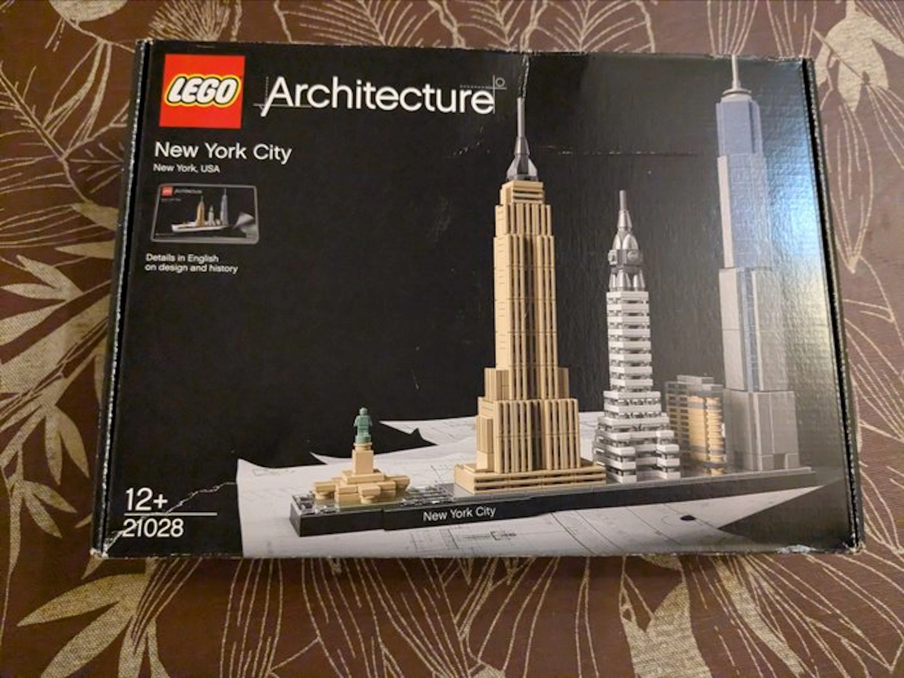 LEGO Set - 21028 - Architecture - New York City