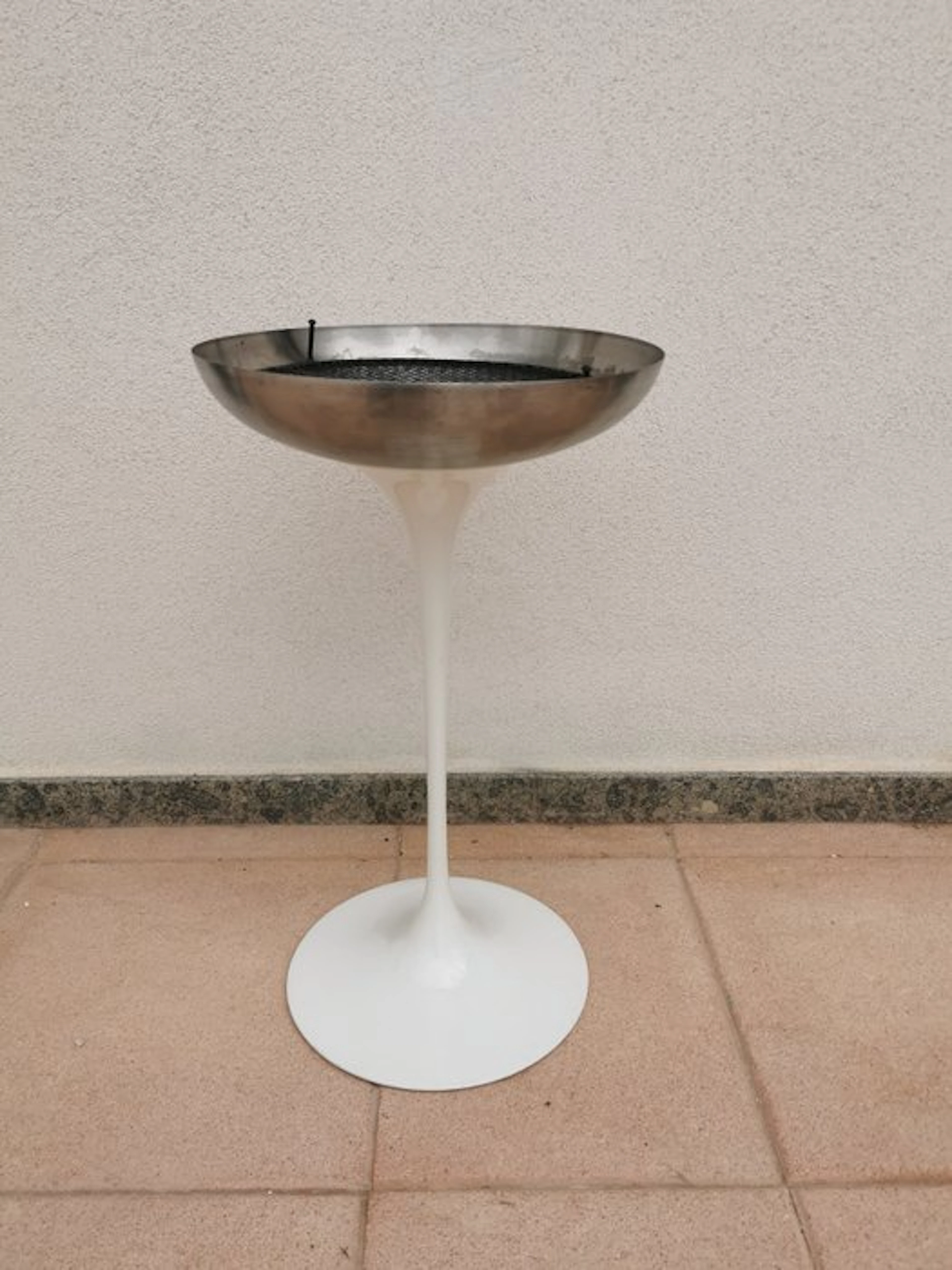Knoll International - Eero Saarinen - Ashtray - Pedestal...