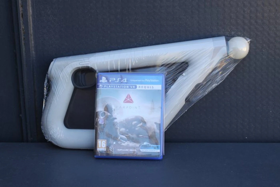 Sony - PlayStation VR Aim Controller - Farpoint - Video...