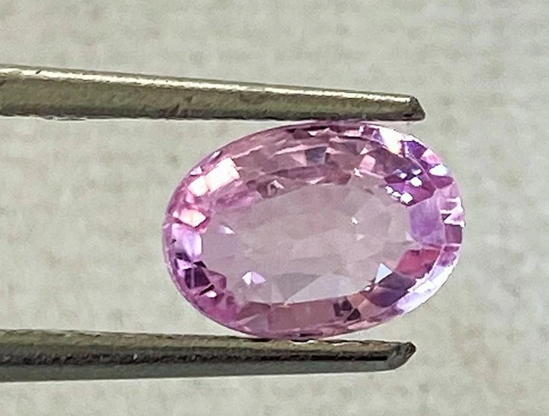 Pink Sapphire - 1.01 ct - Antwerp Laboratory for Gemstone Testing (ALGT)