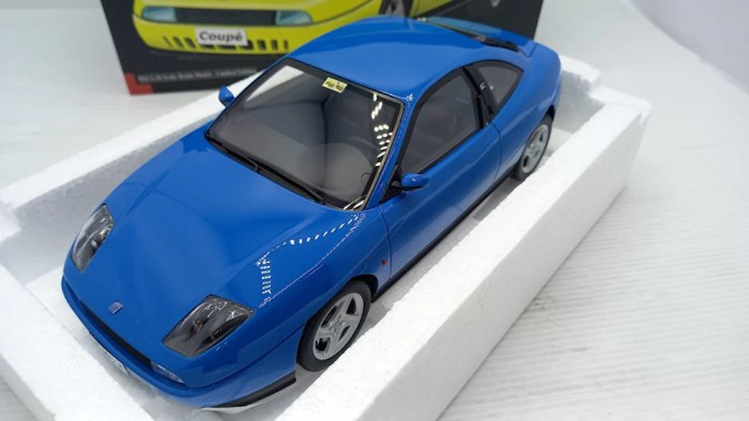 Laudoracing 1:18 - Model car - Fiat Coupe' 2.0 Turbo 20V 1996 - (cod.O21)