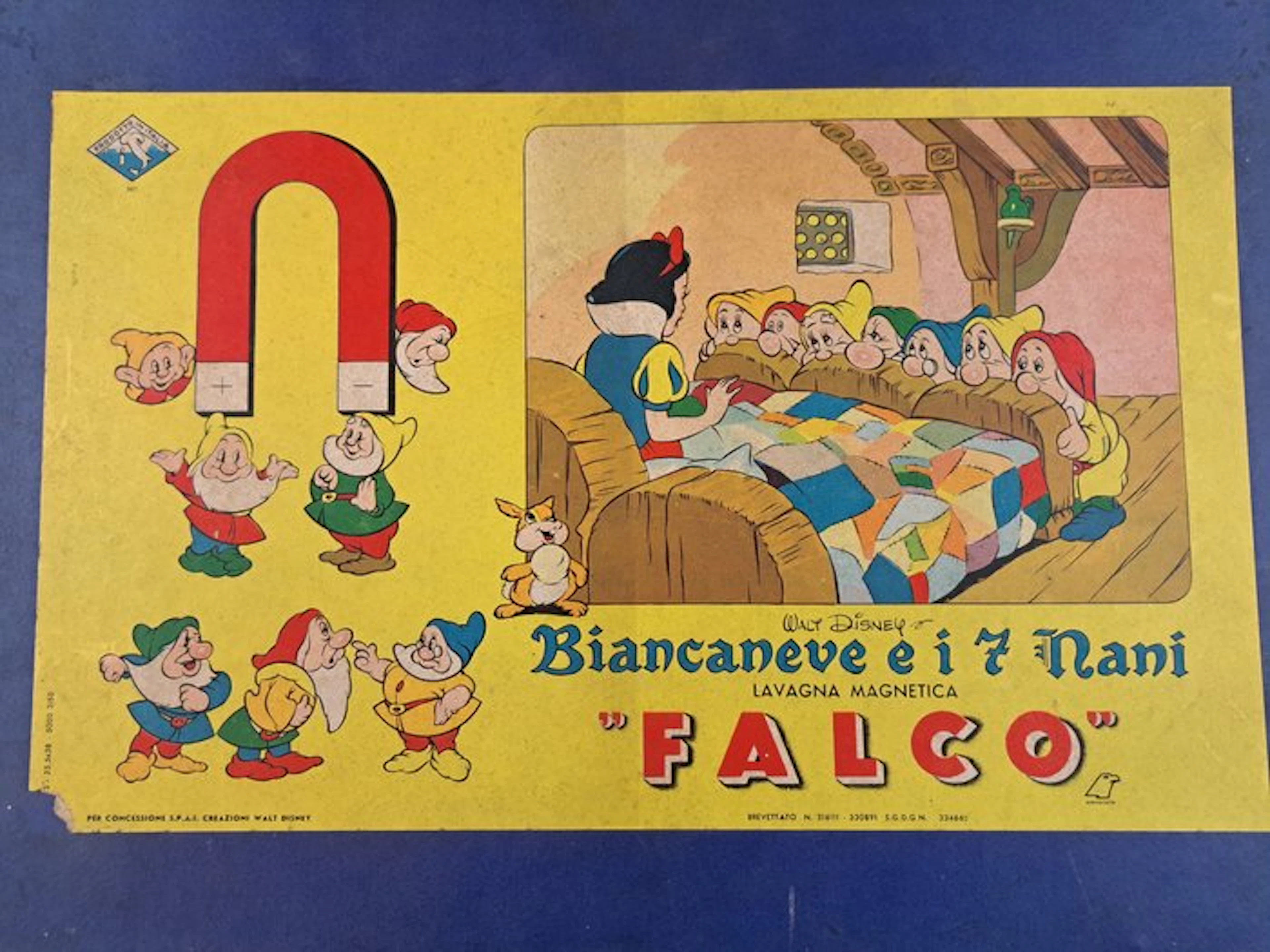 Biancaneve e i 7 Nani Lavagna Magnetica "Falco" - 1 Game in a box