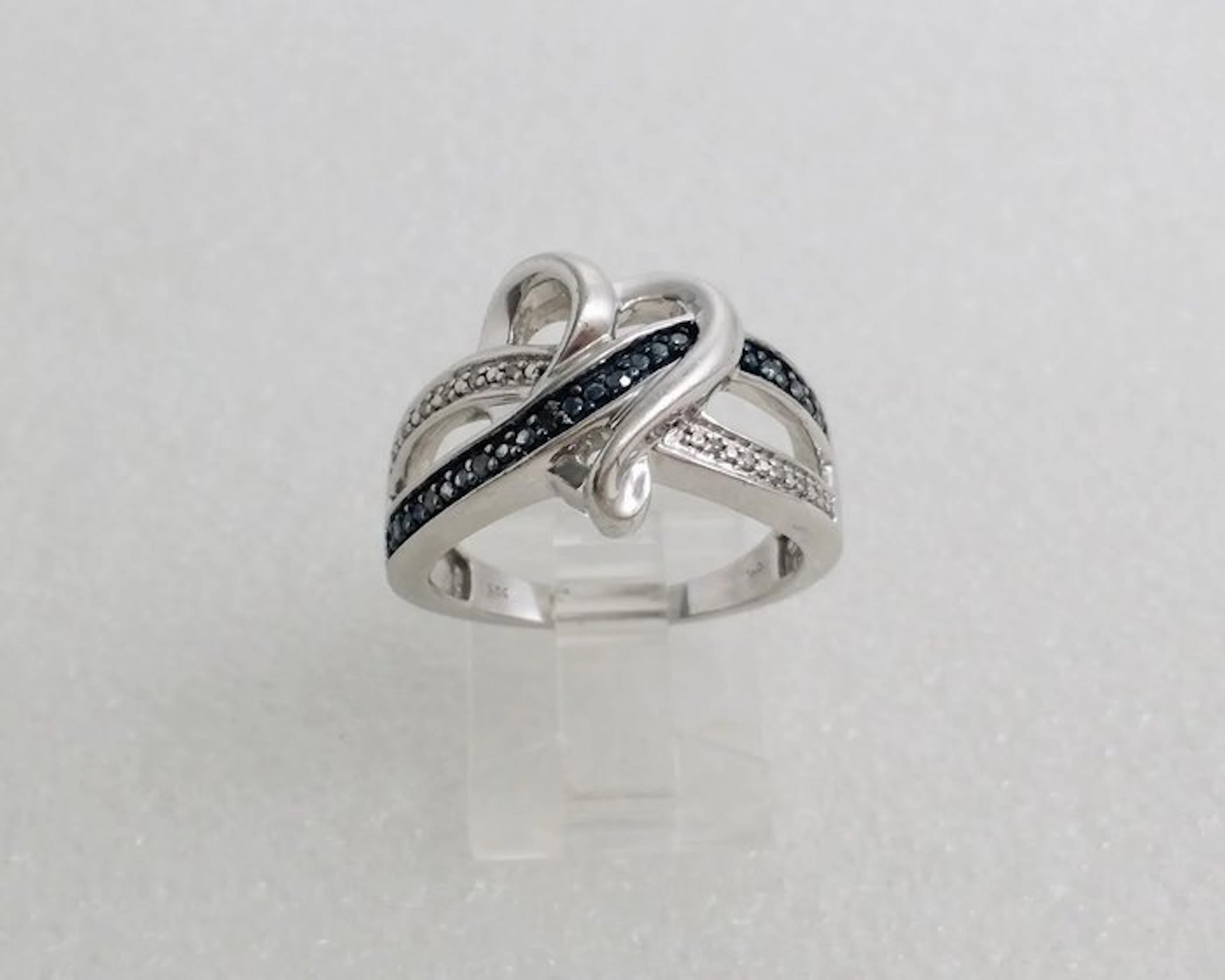 No reserve price - Ring 925 Silver Diamond Heart Ring...