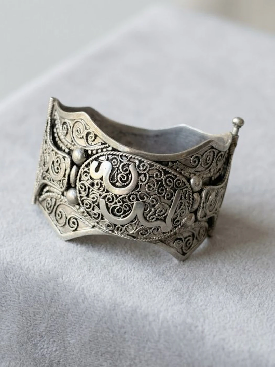 Silver, Ancient Berber cuff bracelet in solid silver