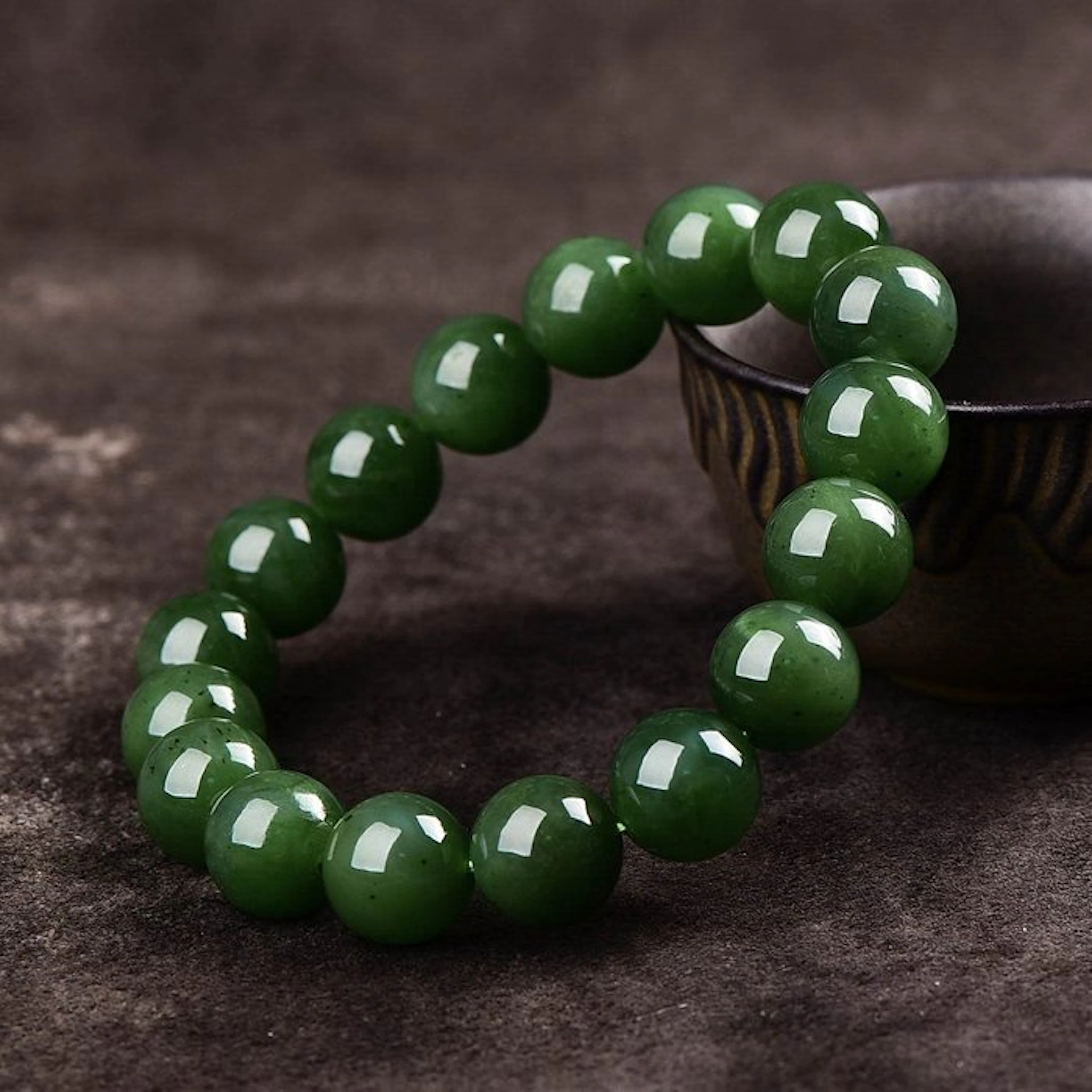 ALGT Certified - Highly Exclusive Natural Nephrite Jade...