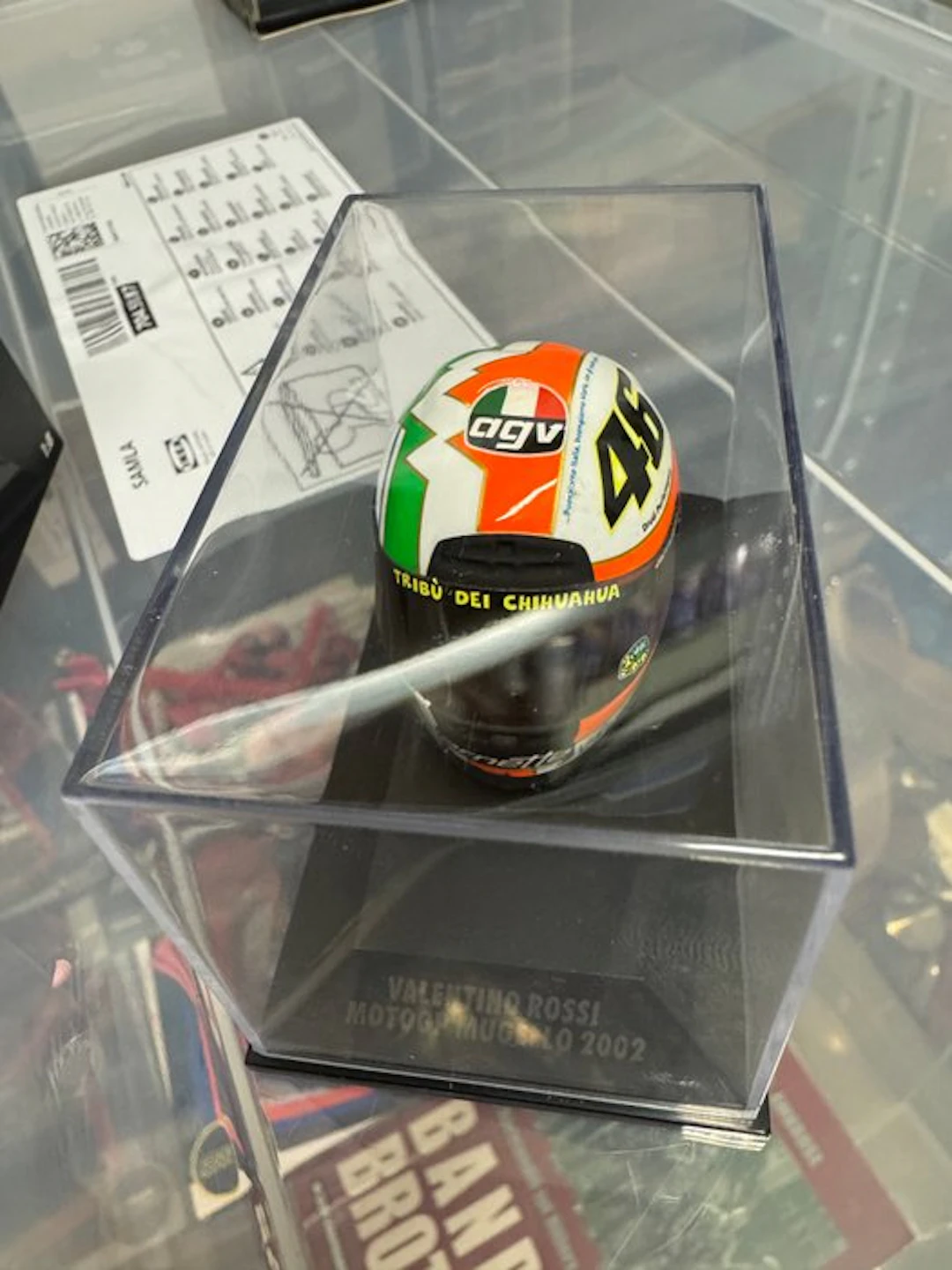 MiniChamps 1:8 - Model car - Helmet Valentino Rossi MotoGP Mugello 2002