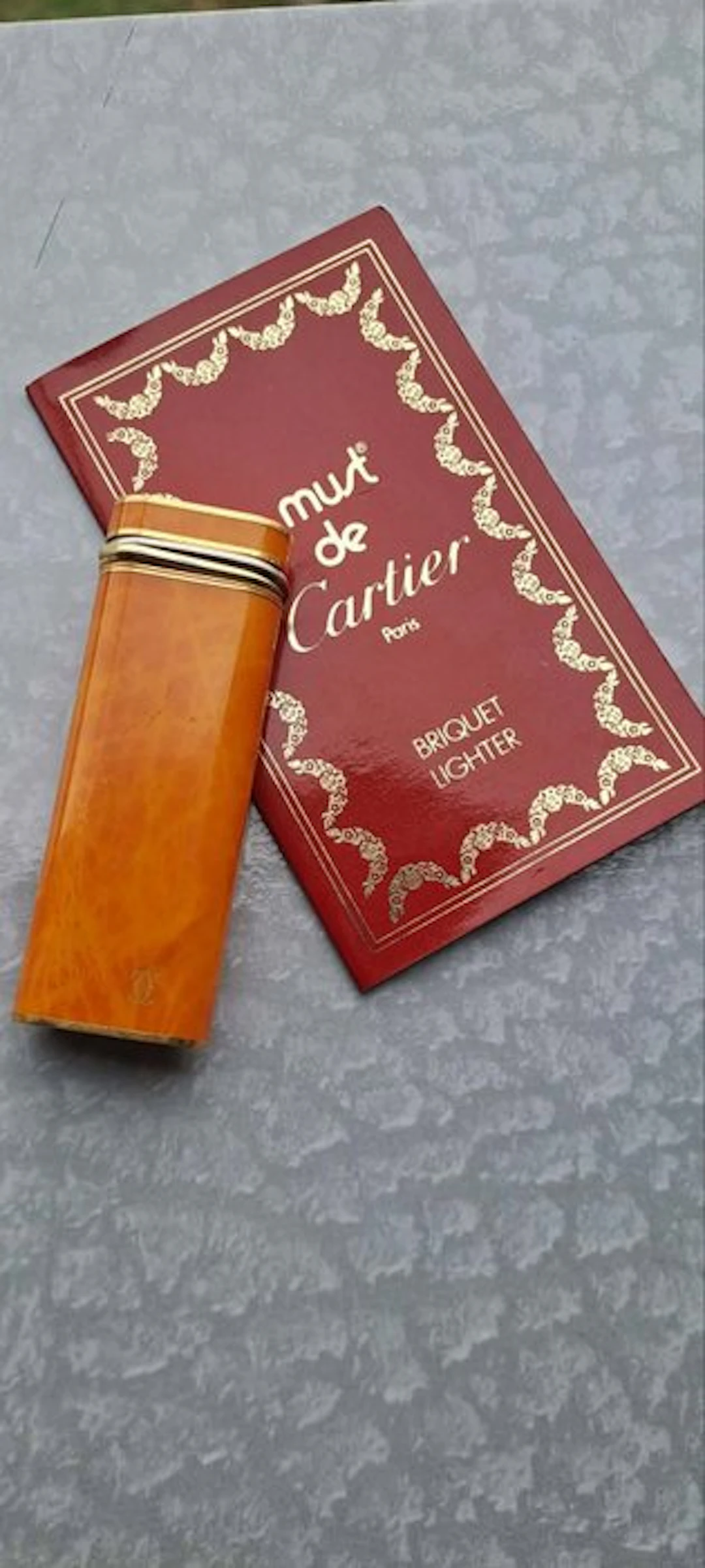 Cartier - Les must - Lighter - Plated or lacquered