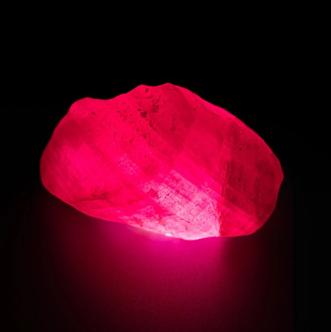 Pigeon-blood ruby
