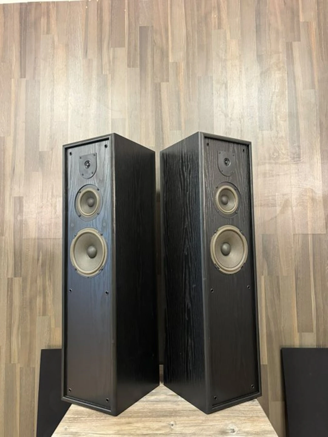 JBL - TLX 5000/ 3-Way Floorstanding Bass-Reflex Loudspeaker Speaker set