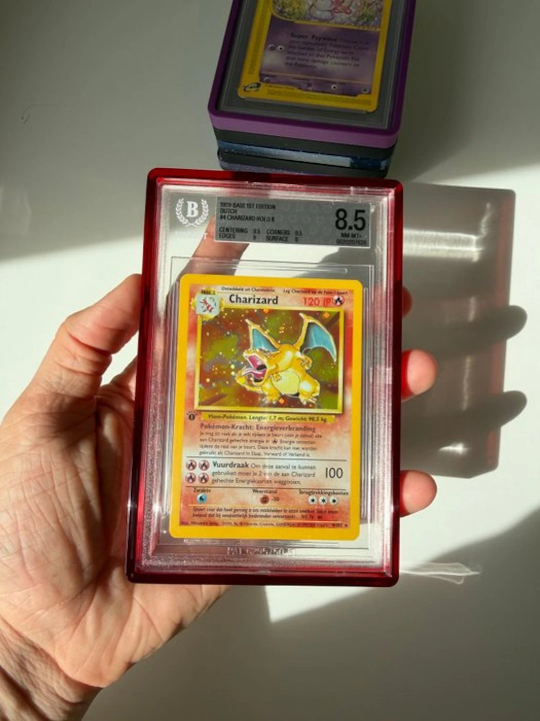 Pokémon - 1 Graded card - Charizard 4 First edition