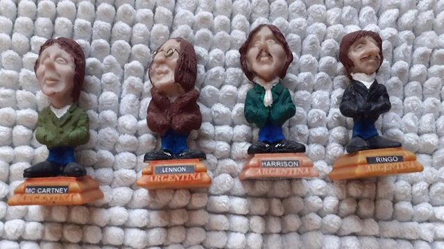 "Ponce" - Figure - RARE Beatles Figurines Collection...