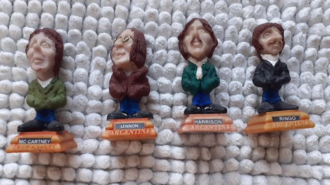 "Ponce" - Figure - RARE Beatles Figurines Collection...