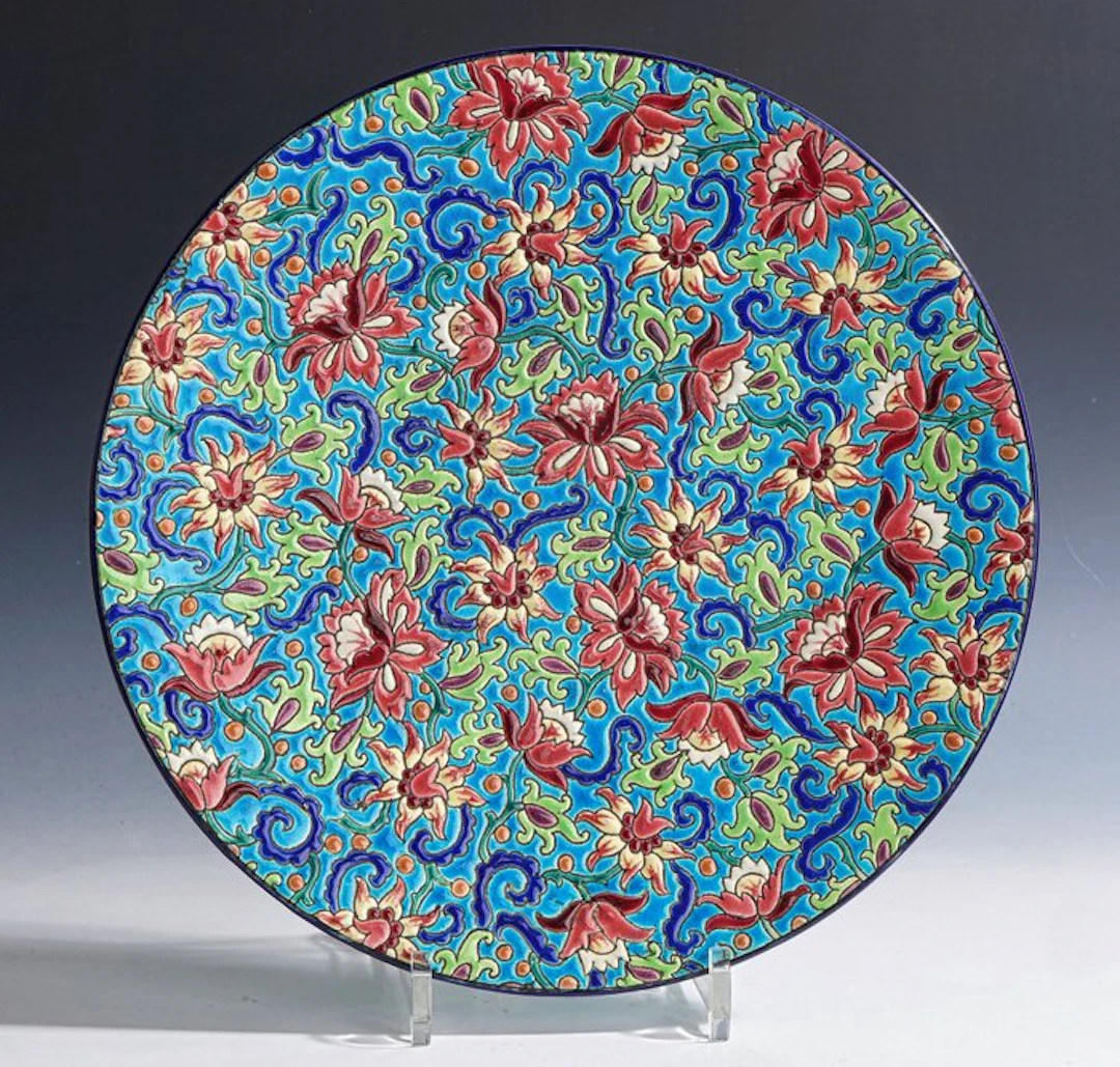 Emaux de Longwy - Platter - Large-scale with polychrome...