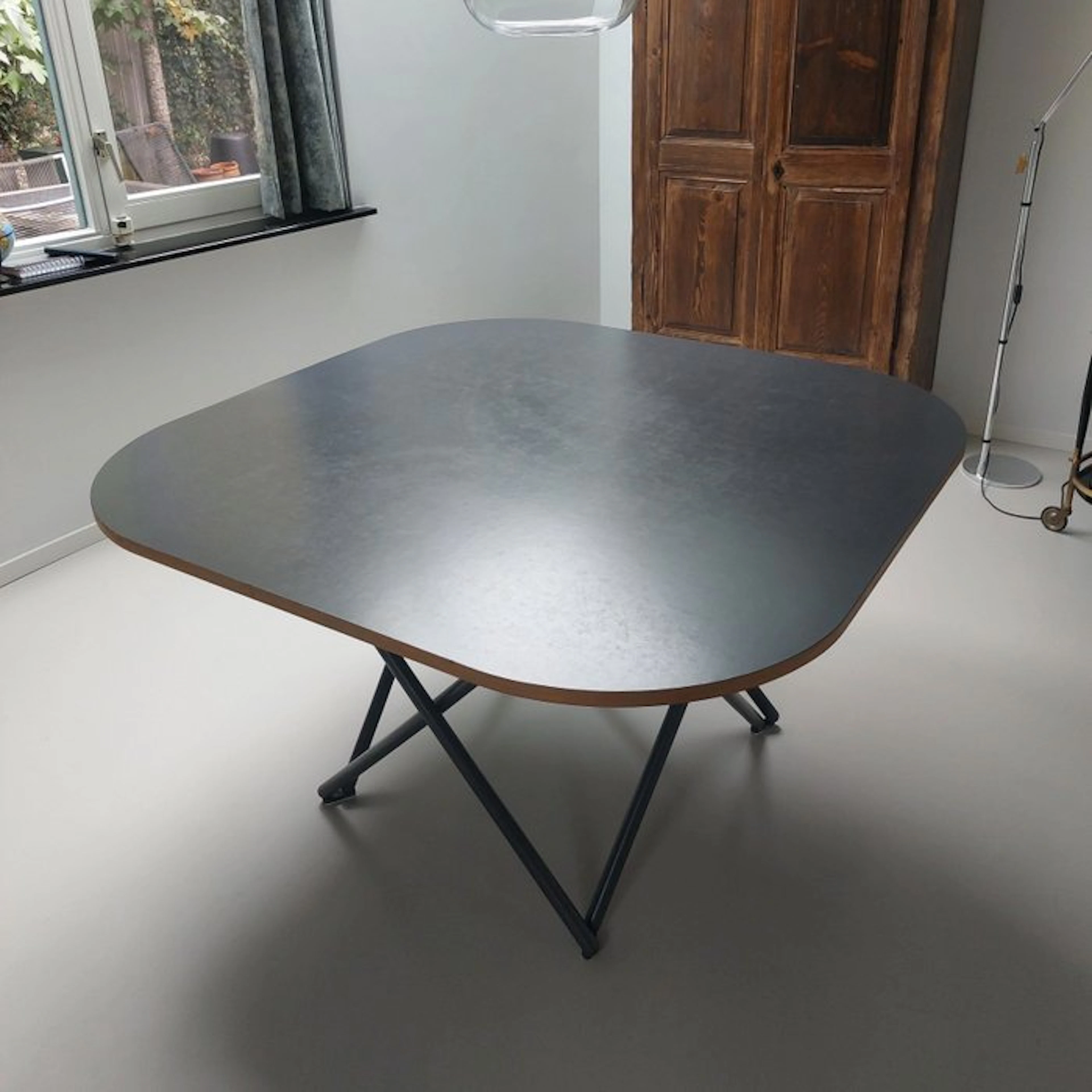 Alias - Vico Magistretti - Dining table - Wood - Broomstick