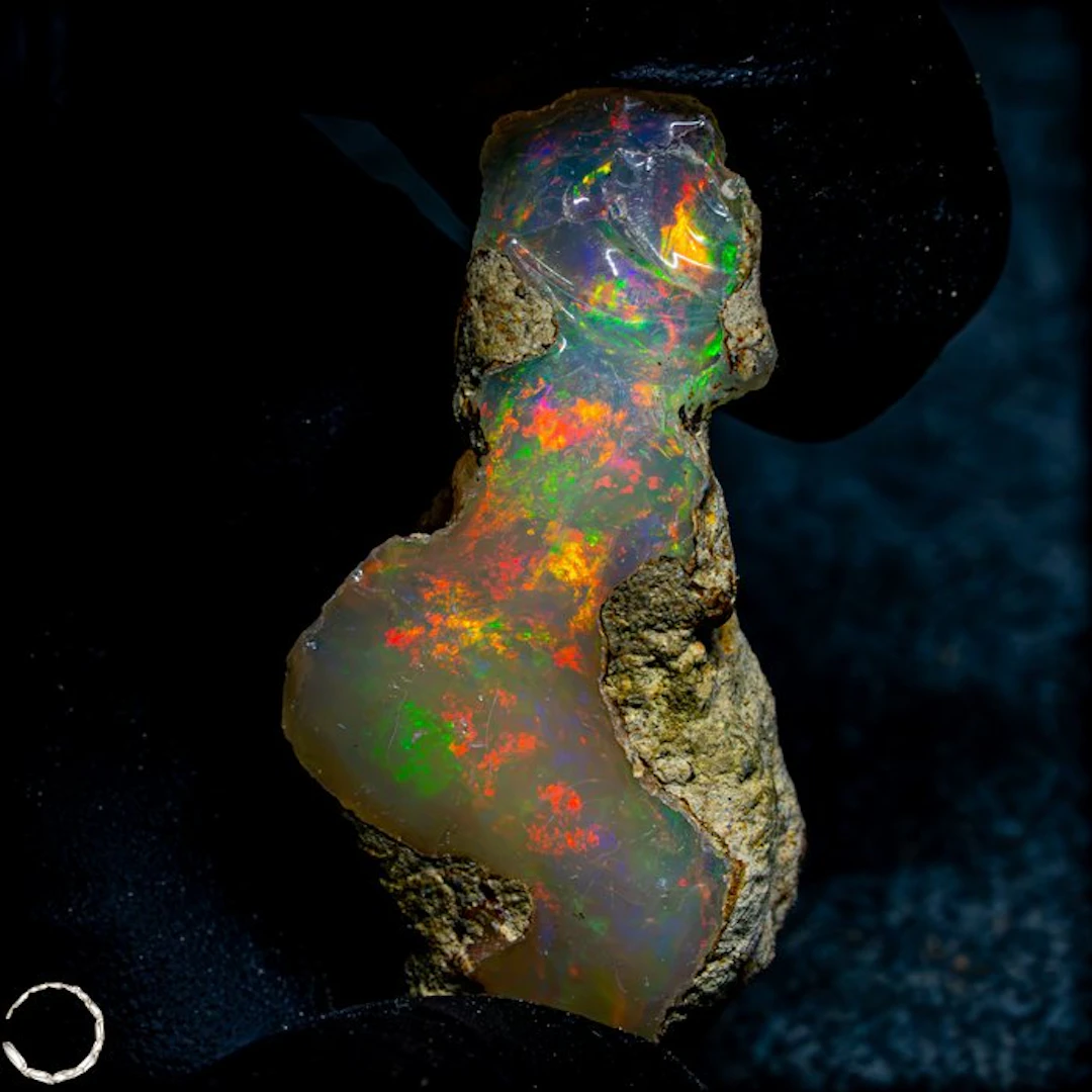 Exclusive Welo opal – a masterpiece of nature. 47.30- 9.46 g
