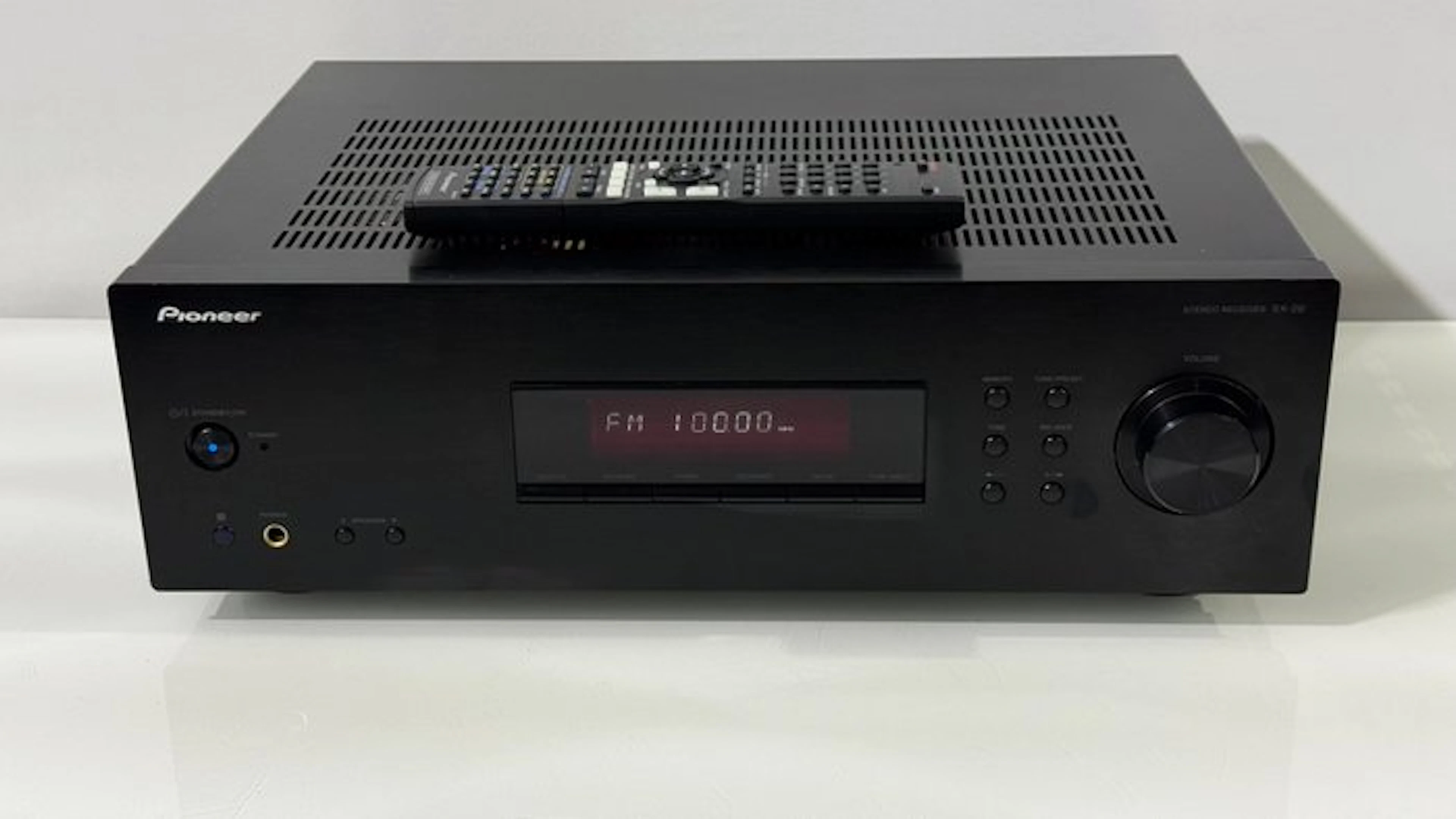 Pioneer - SX-20 Solid state stereo receiver