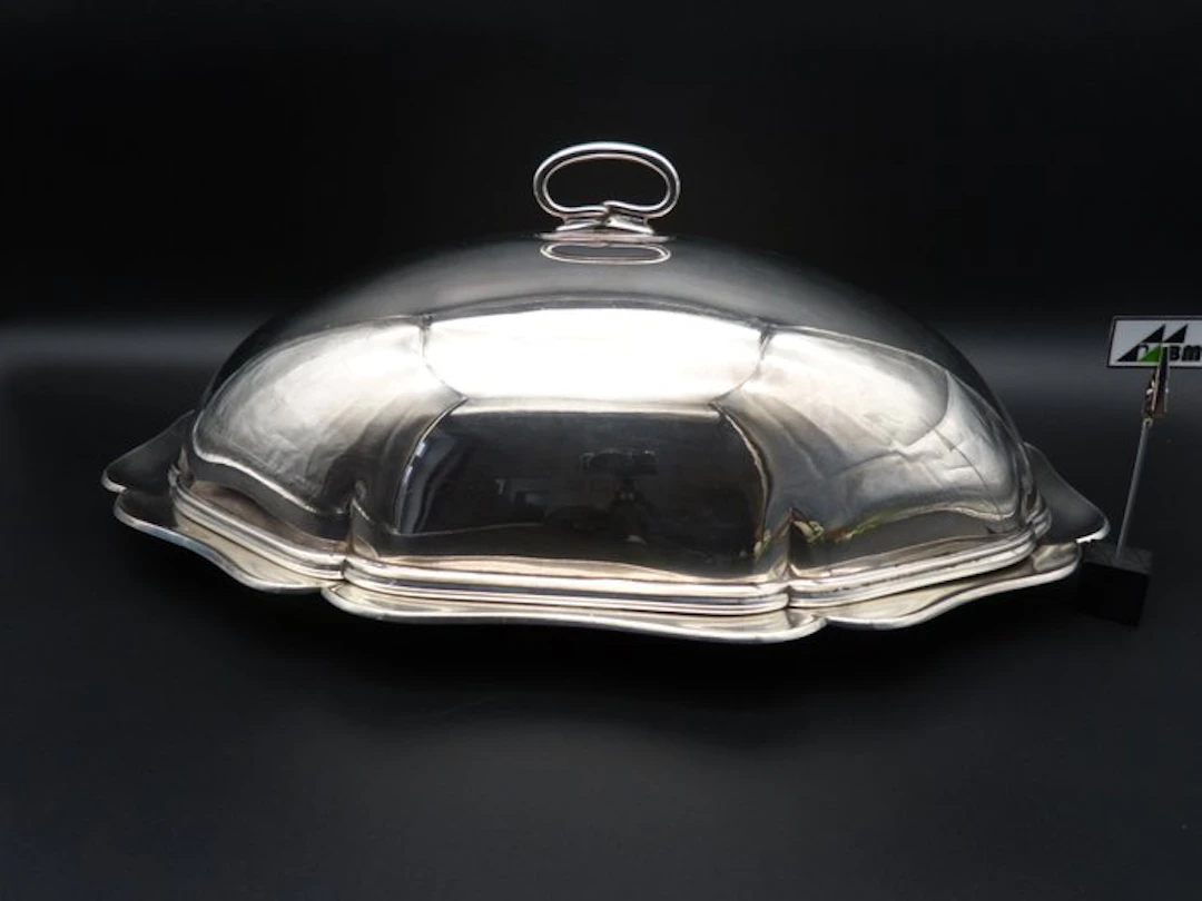 Platter (2) - Serving plate with a warming cloche (cloche) - Silver