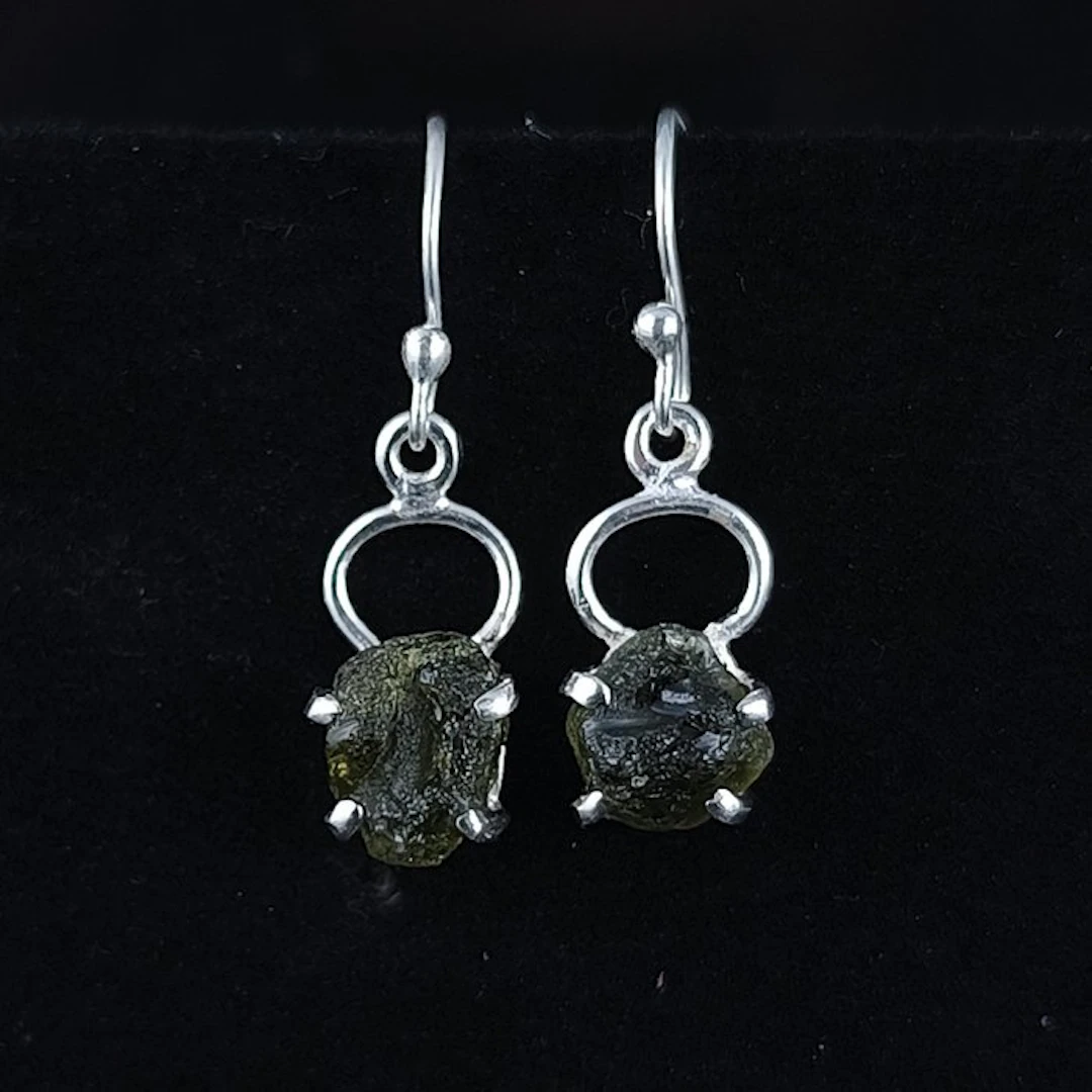 Moldavite Jewellery - Height: 32 mm - Width: 10 mm - 3.12 g