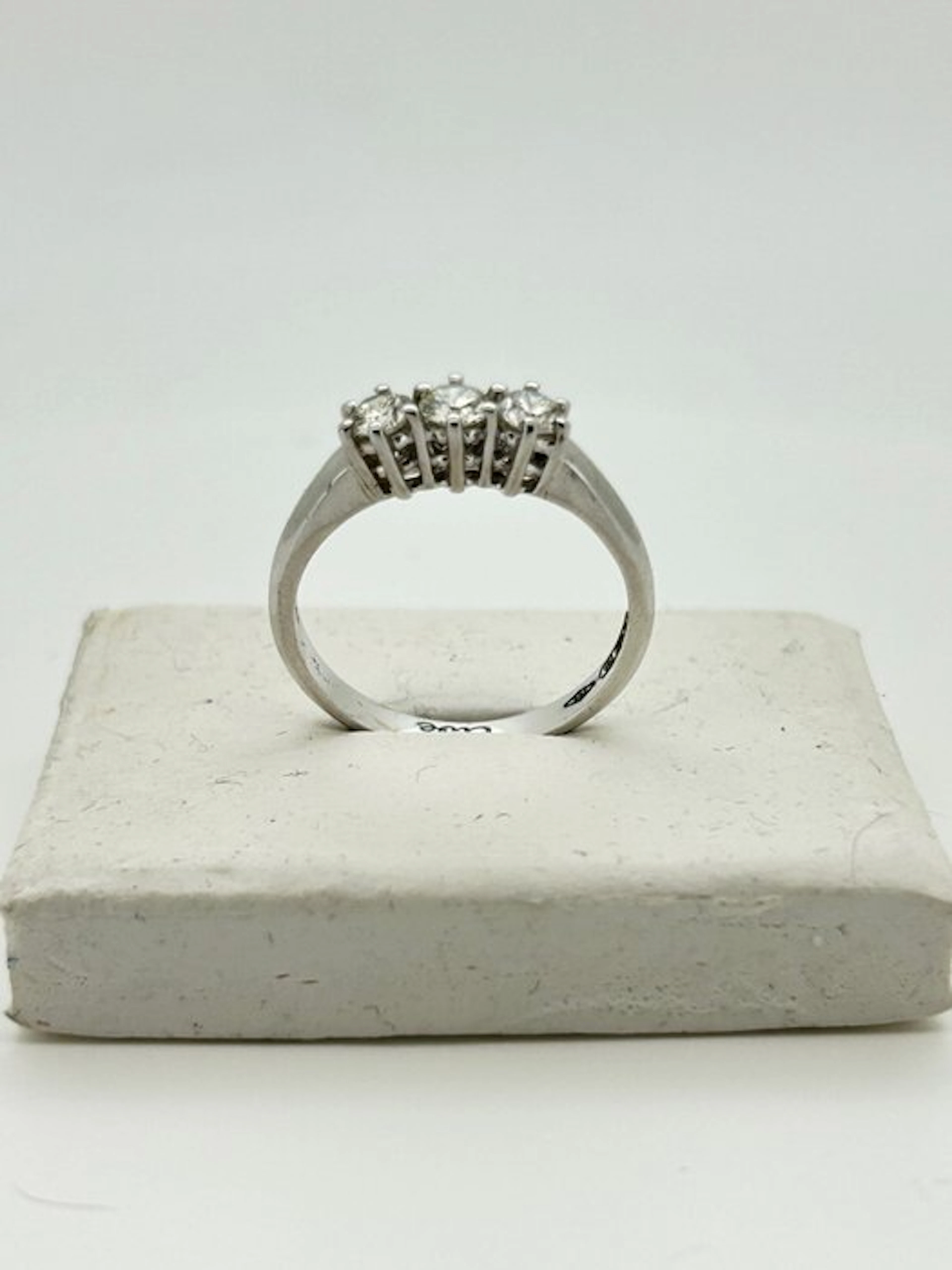 Ring - 18 kt. White gold - 0.75ct. tw. Diamond (Natural) - Diamond