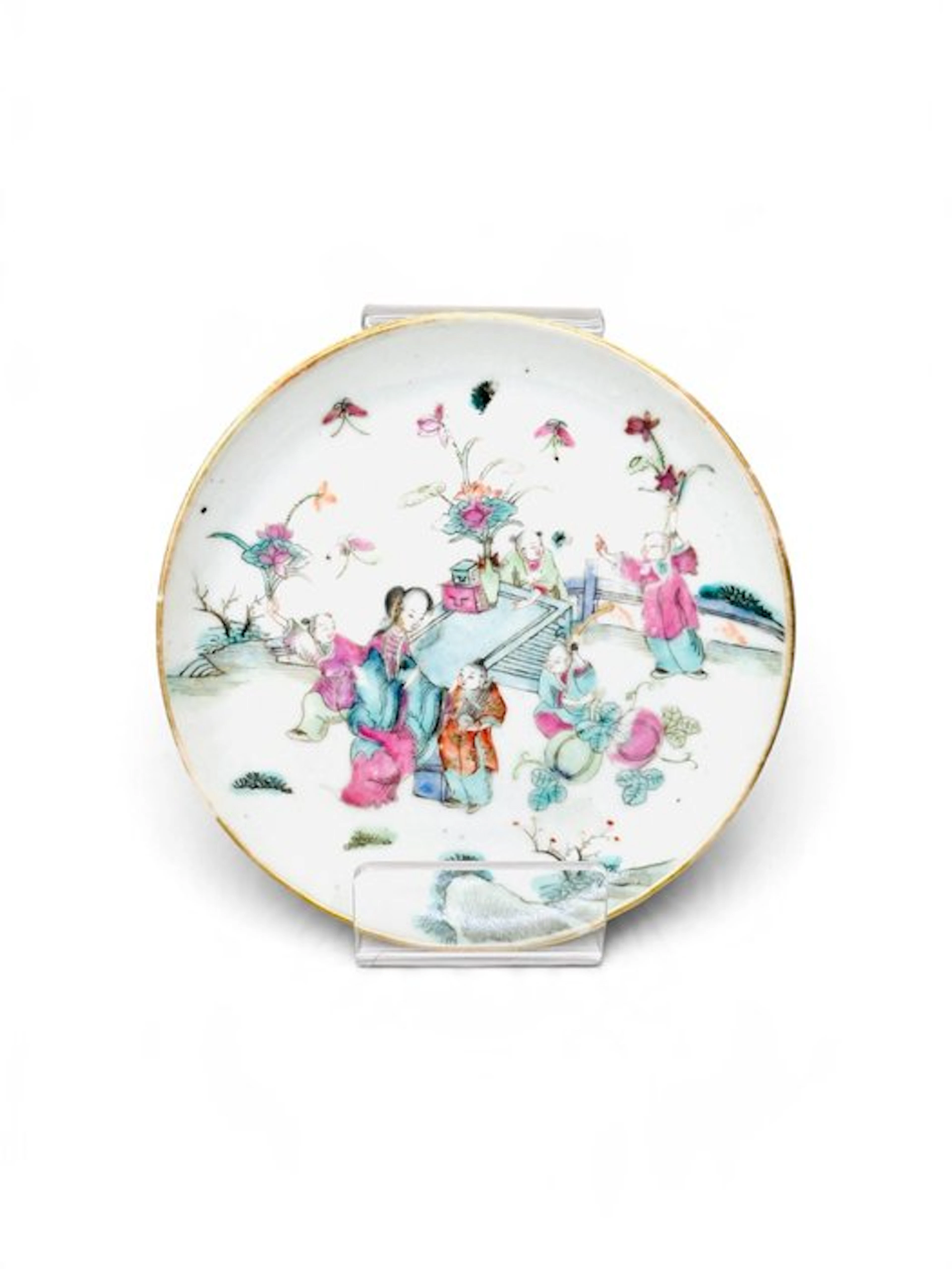 Small porcelain cup - Famille Rose - China - Qing Dynasty (1644-1911)