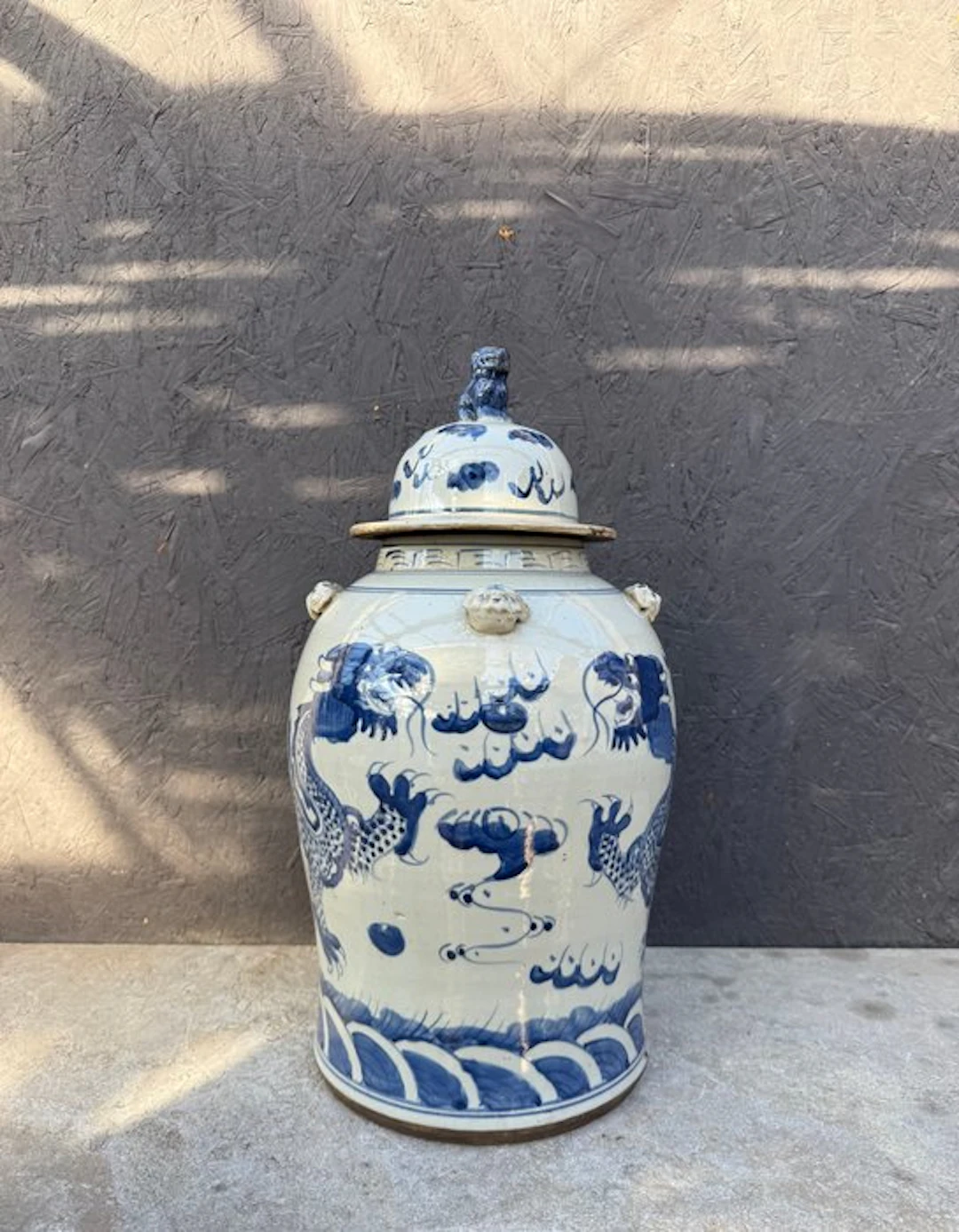 Lidded vase - Porcelain - China - Lidded vase (No reserve price)
