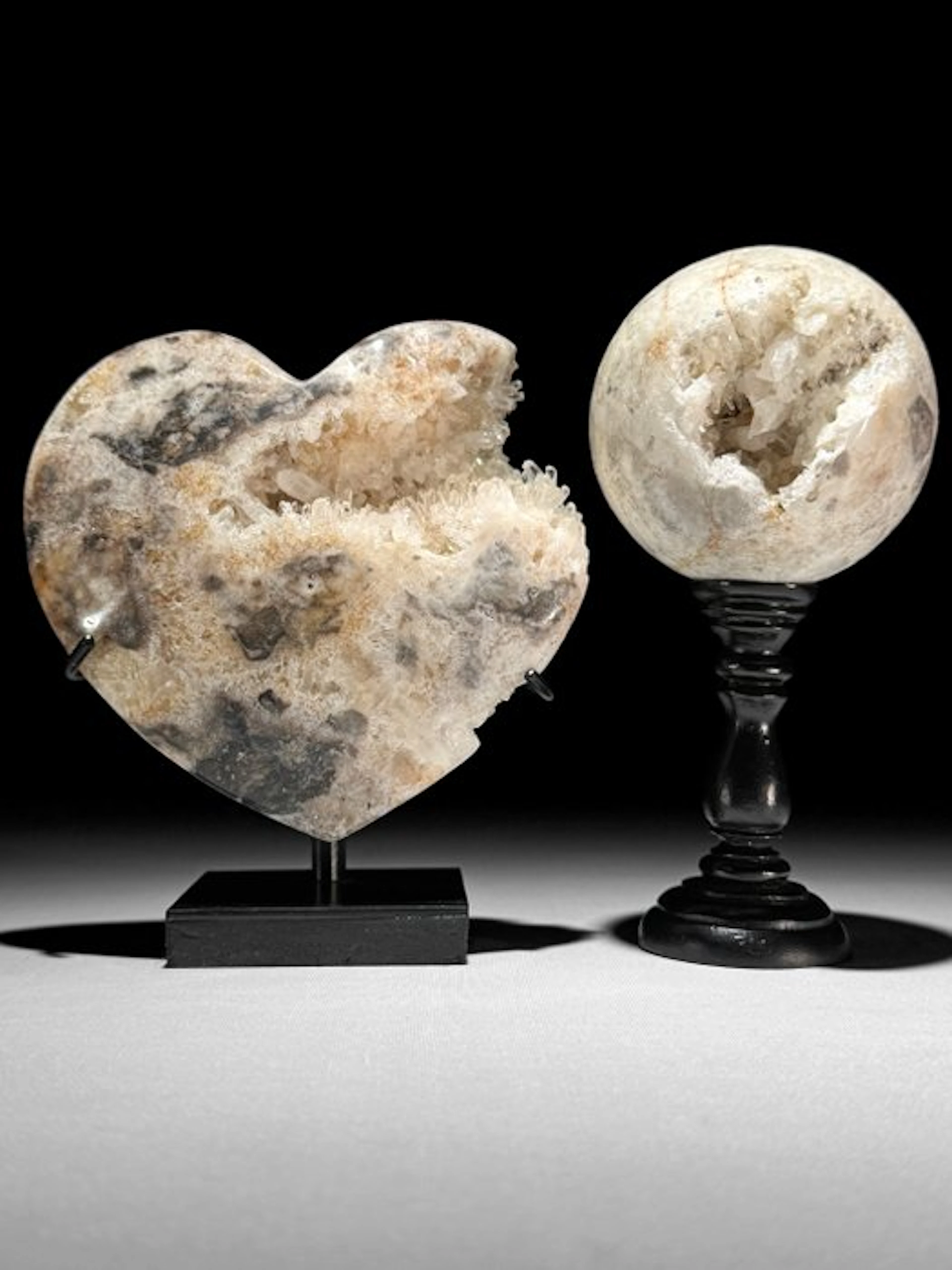 NO RESERVE PRICE - Wonderful Pair of Quartz Crystal...
