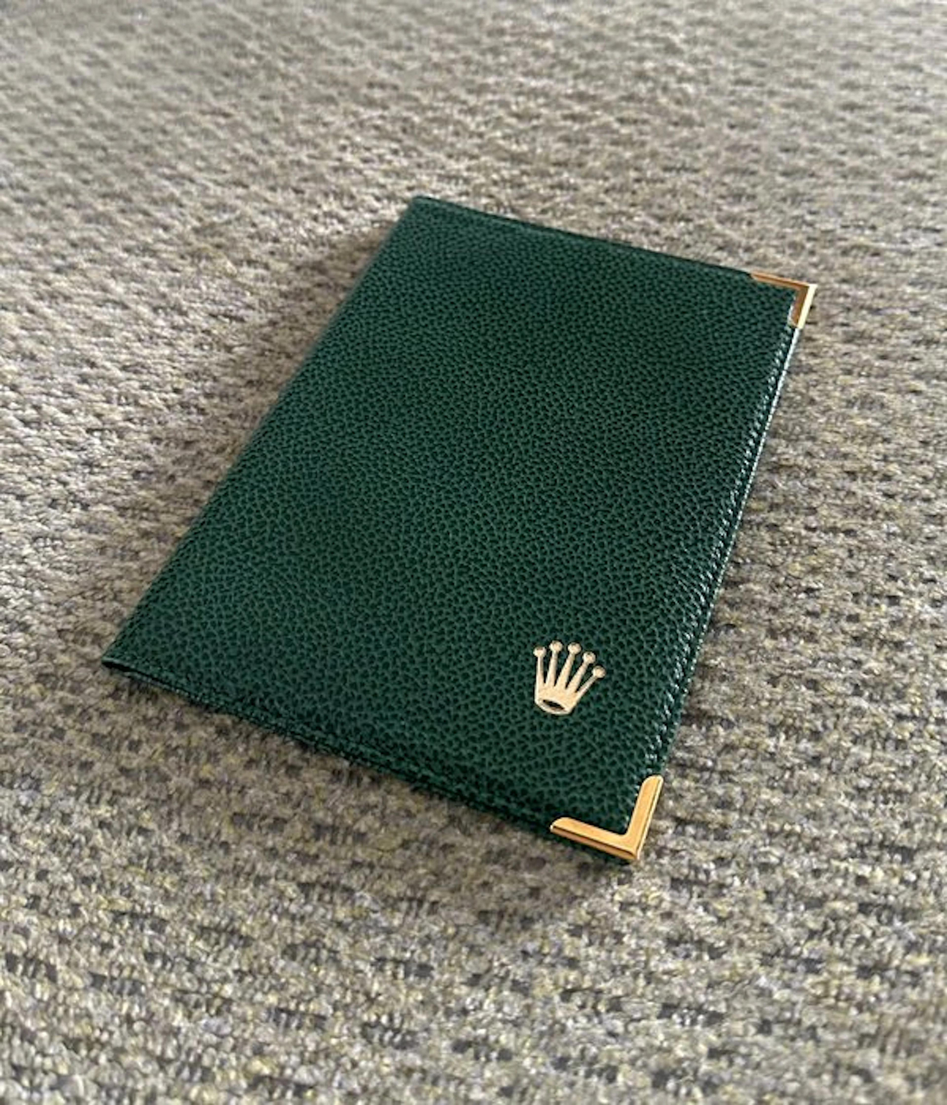 Rolex - Passport Holder - Limited Edition - “Green Motif” - 68.08.55