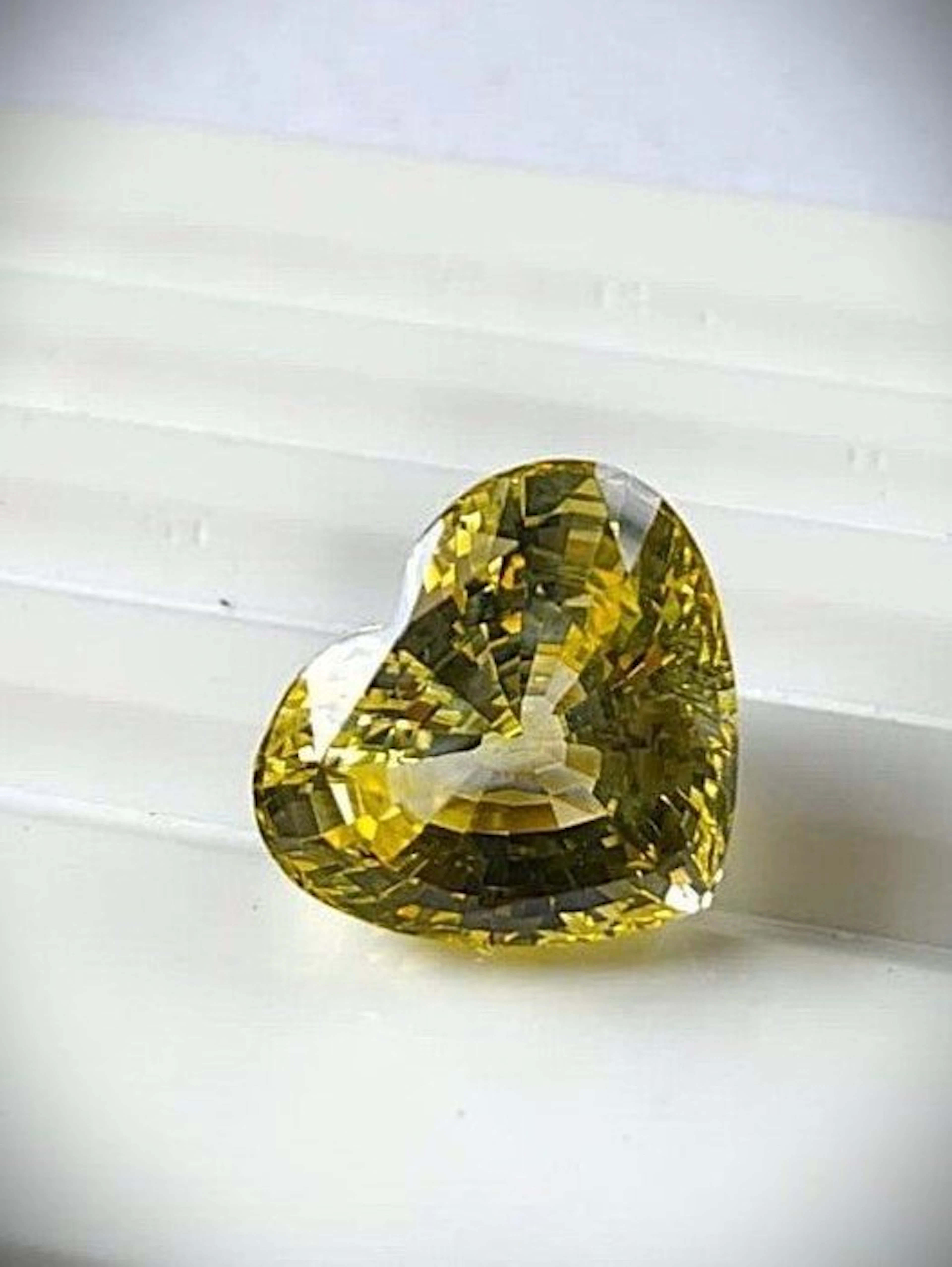Yellow Sapphire - 14.74 ct - Gem research Swiss Lab (GRS) - Collector