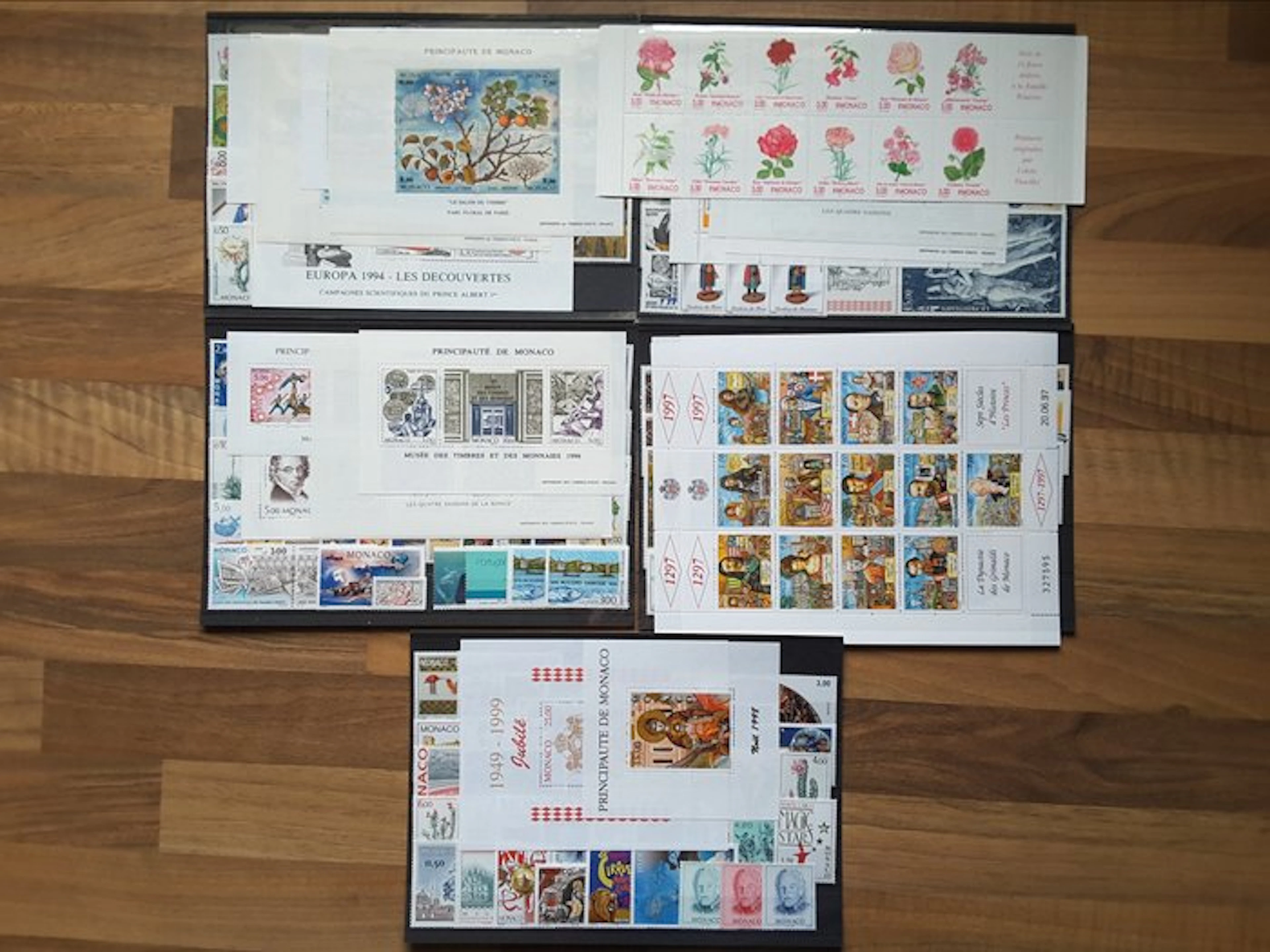 Monaco 1994/1998 - Five full years of regular stamps with sheet blocks