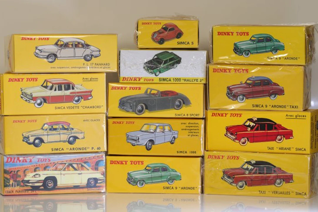 Atlas, Dinky Toys 1:43 - Model car (12) - Set of Simca & Panhard models