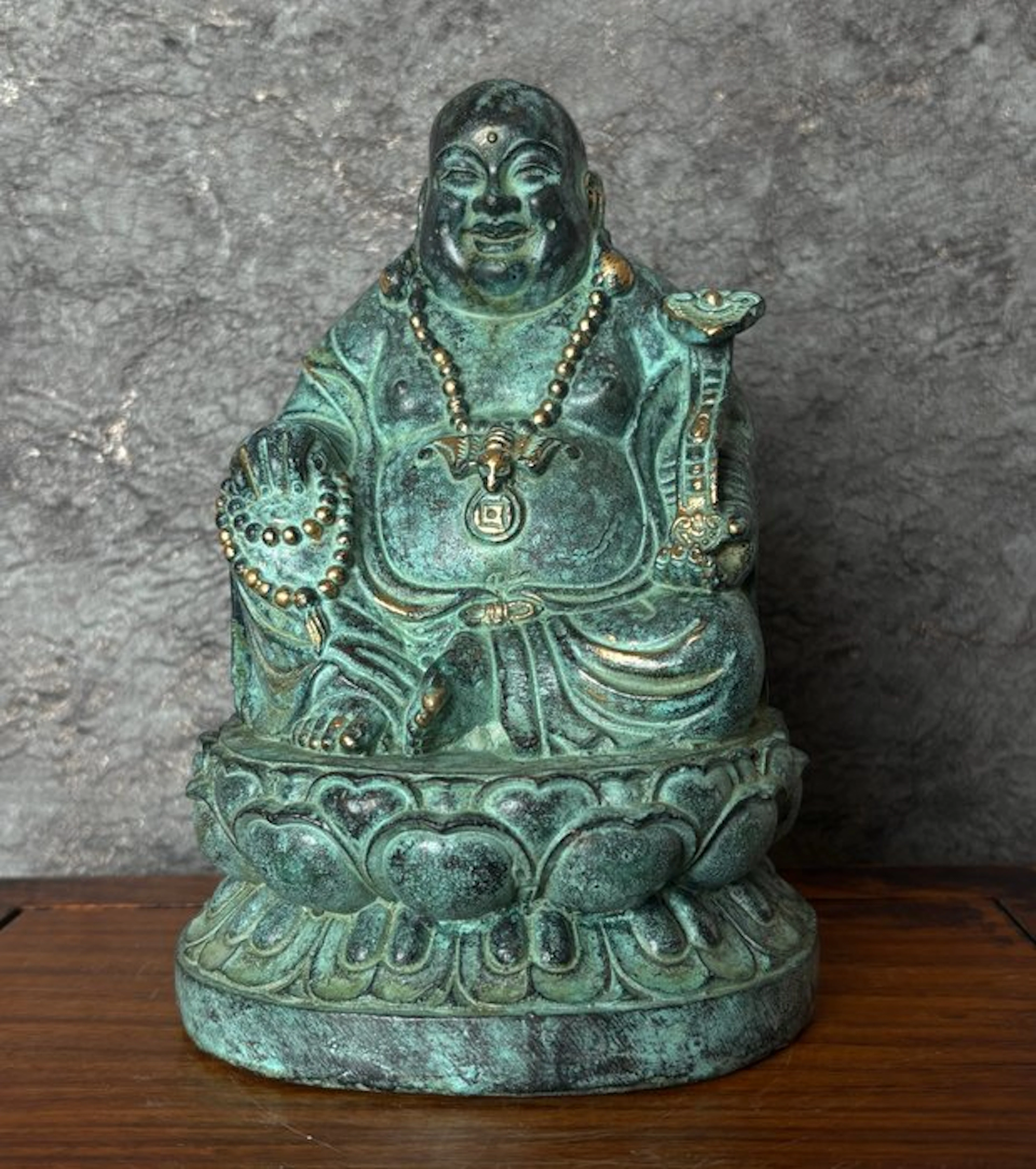 Statue, Lachende Boeddha 18 cm / 1.9 kg - 18 cm - Bronze