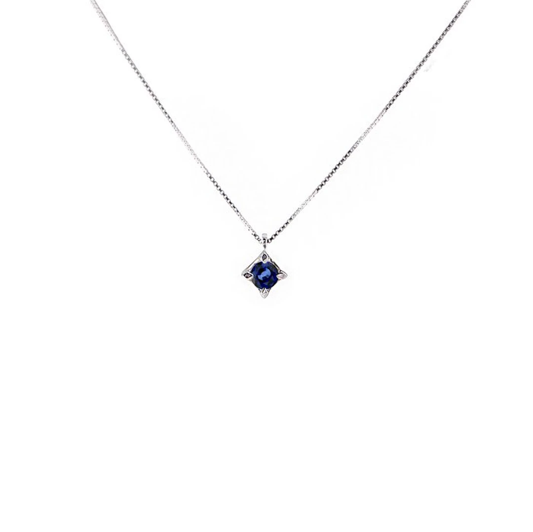 No reserve price - Necklace with pendant - 18 kt. White gold Sapphire