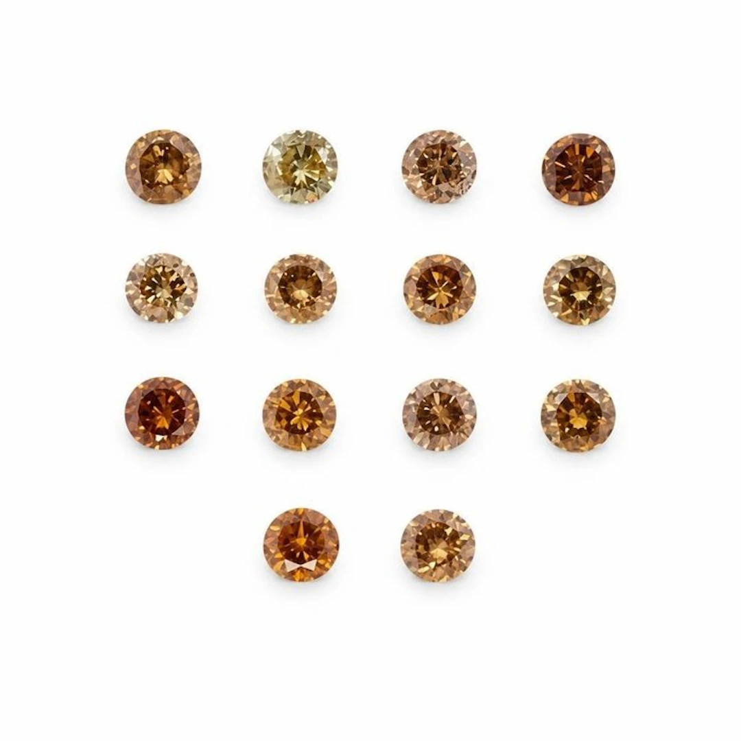 No reserve price - 18 pcs Diamond (Natural coloured)...