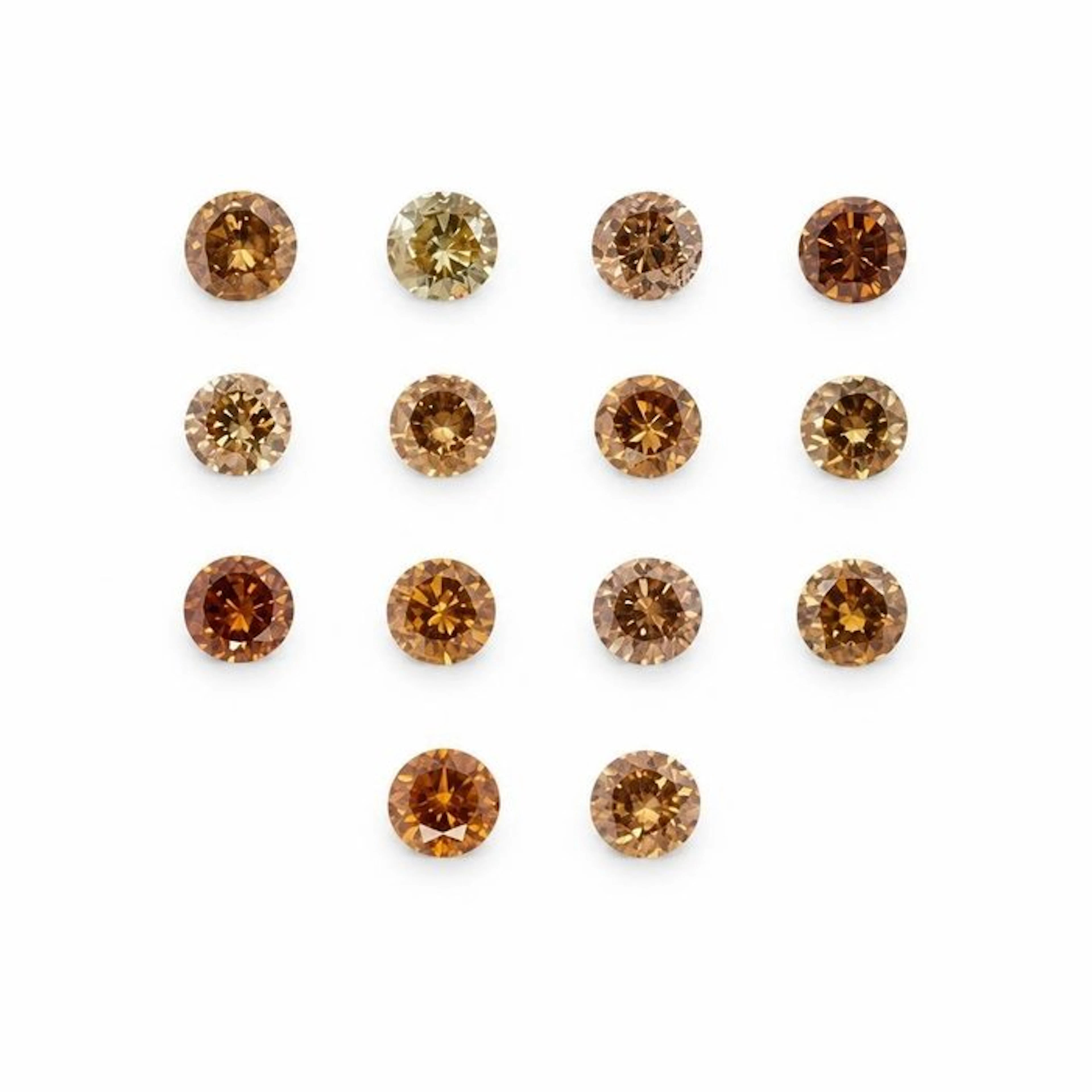 No reserve price - 18 pcs Diamond (Natural coloured)...