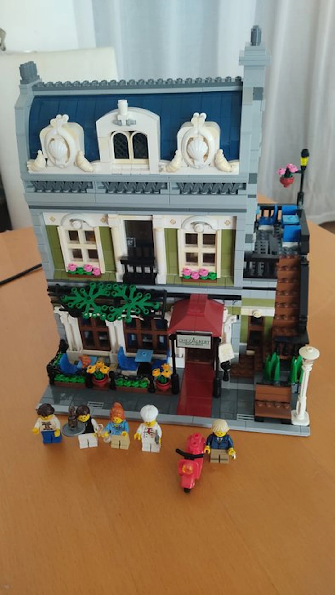 LEGO Set - 10243 - Creator Expert - Restaurant parisien